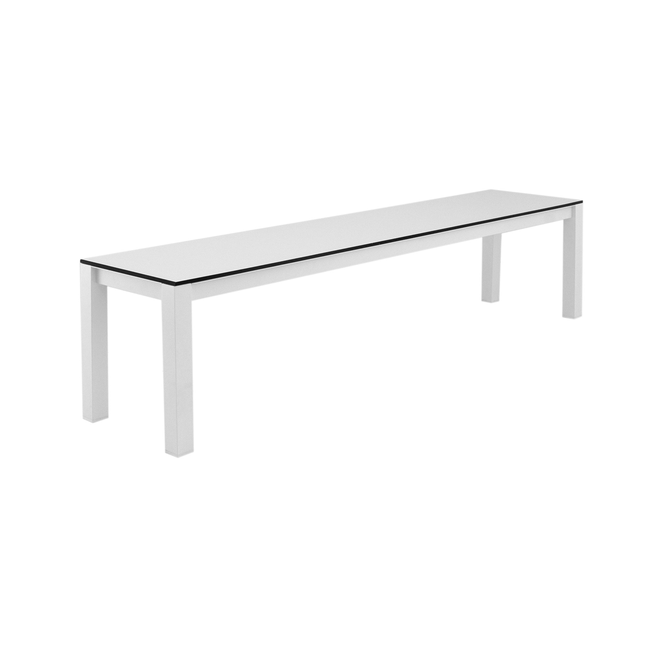 Display product Una Bench from manufacturer Calma