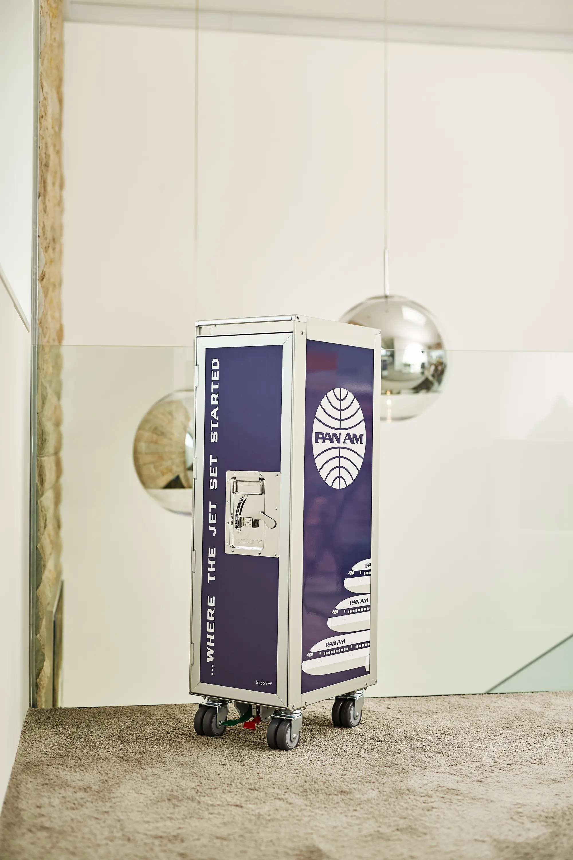 bordbar - bordbar_rivet rocker_black_Pan Am