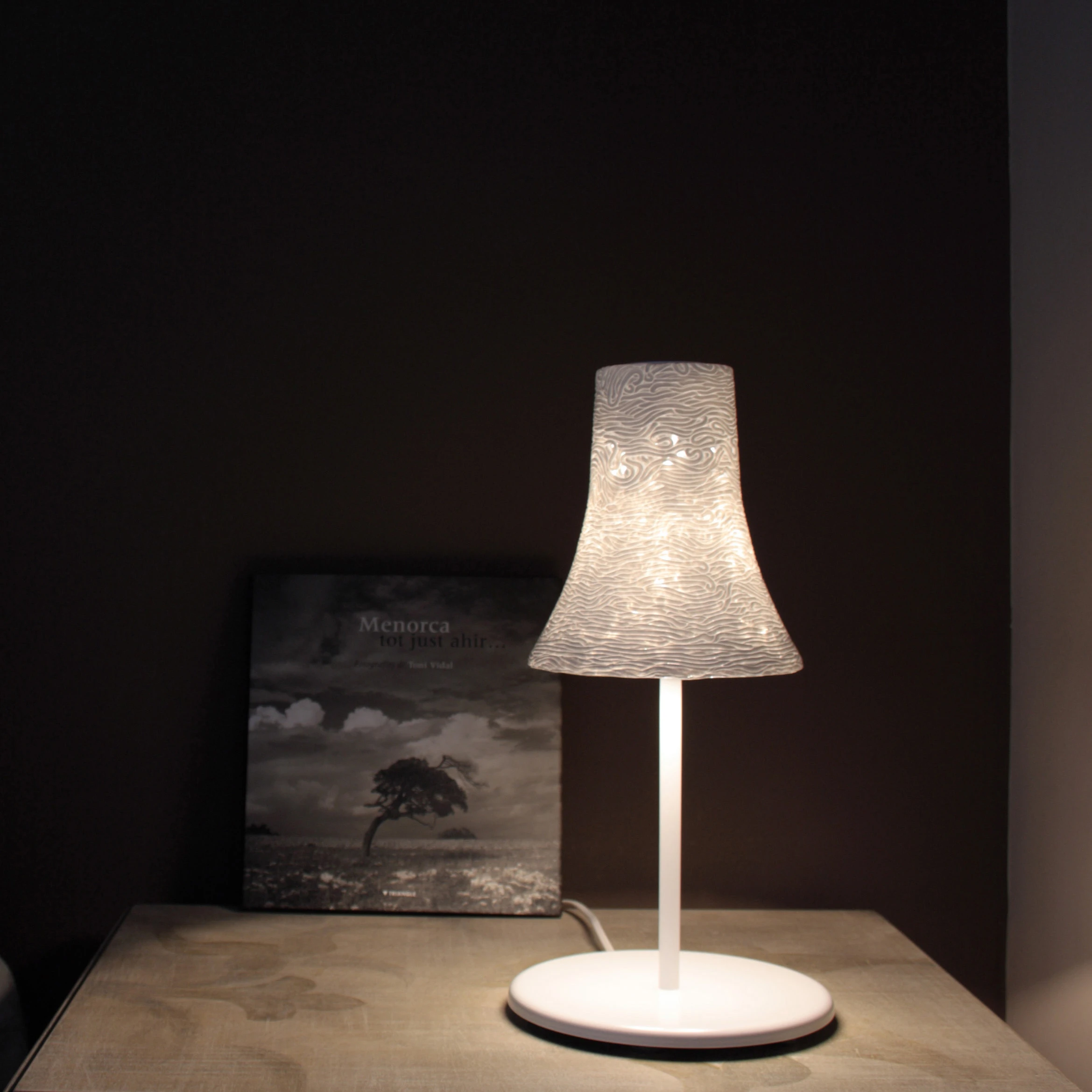 TABLE LAMPS