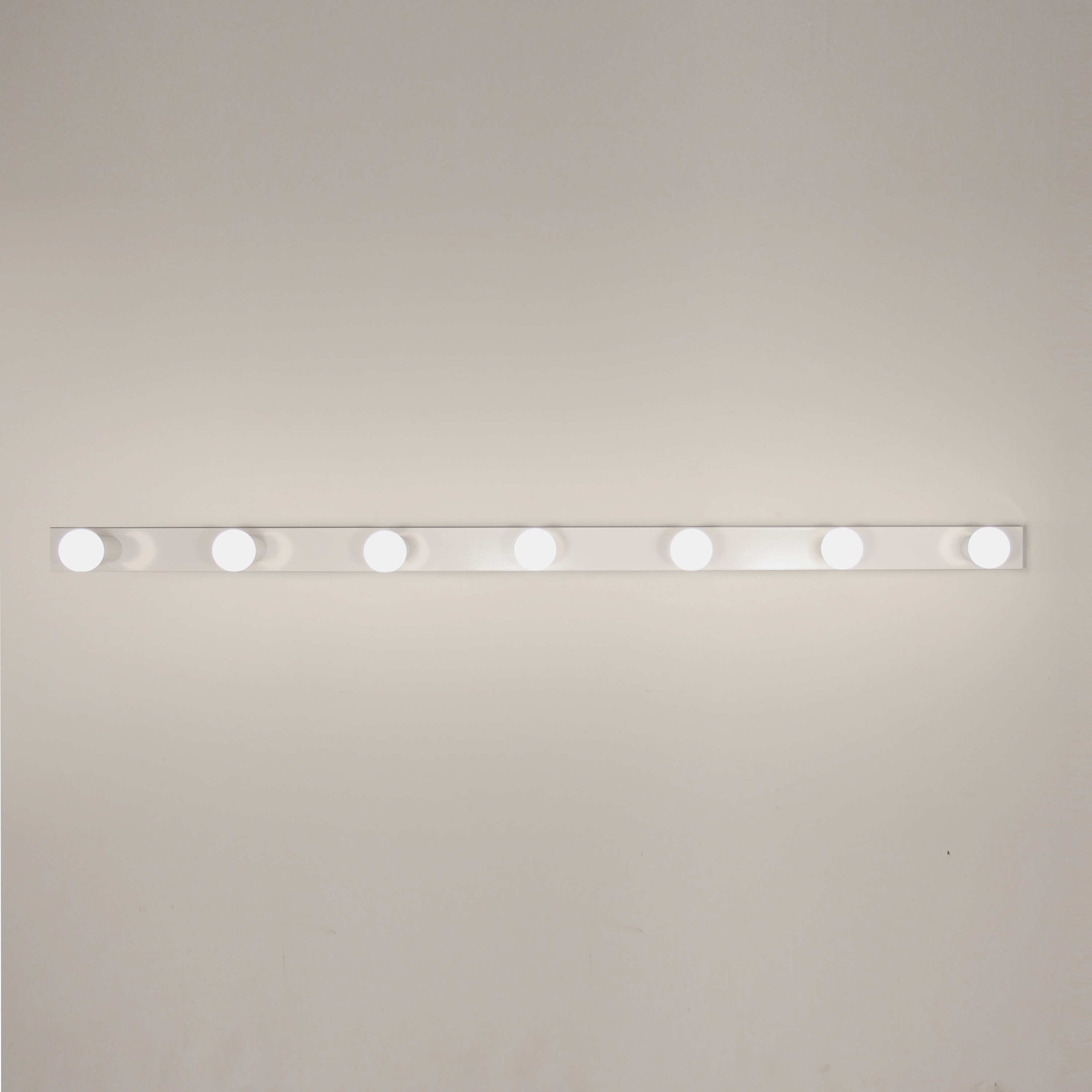 2160 A7 Wall lamp