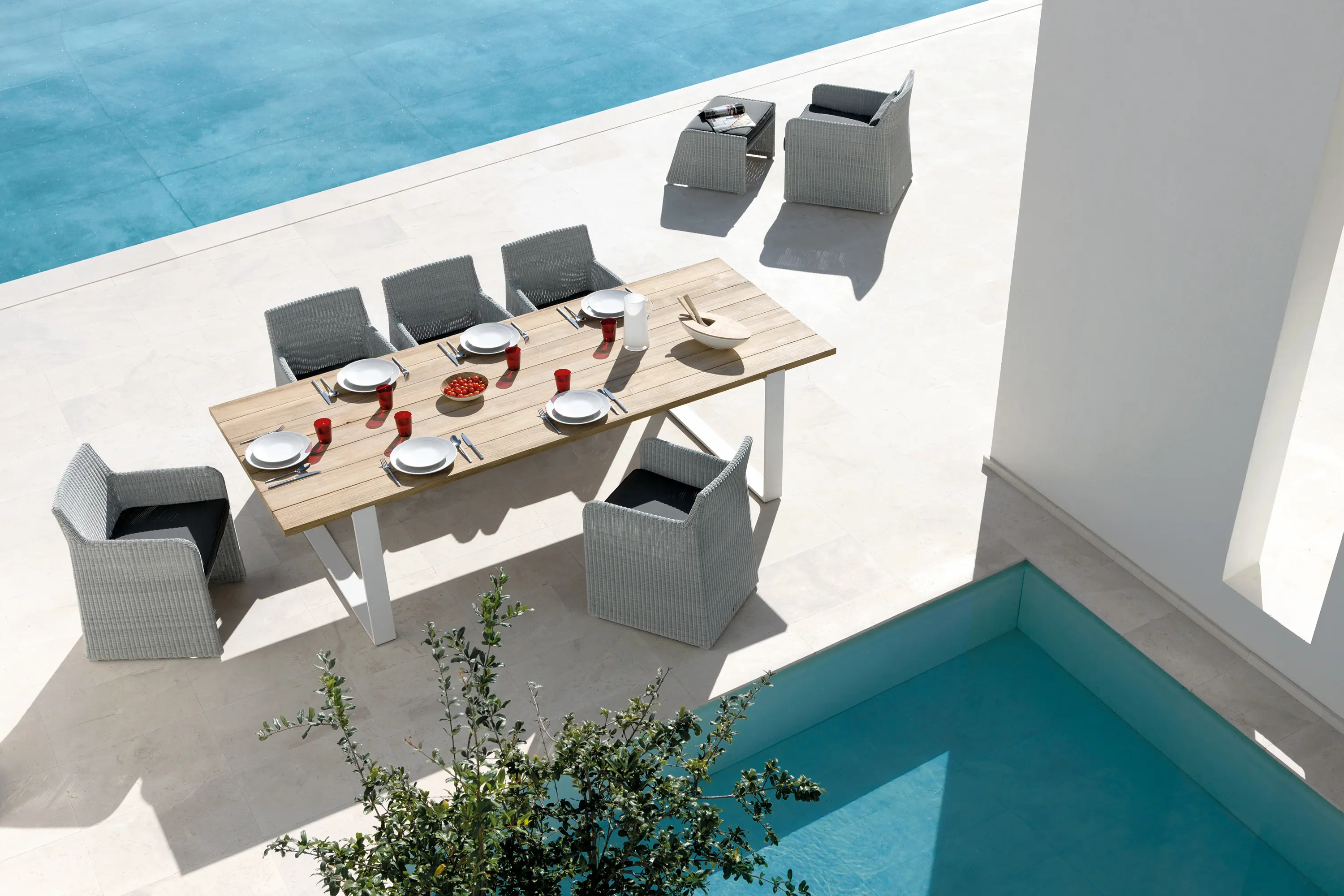 Manutti - Prato Rectangular dining tables