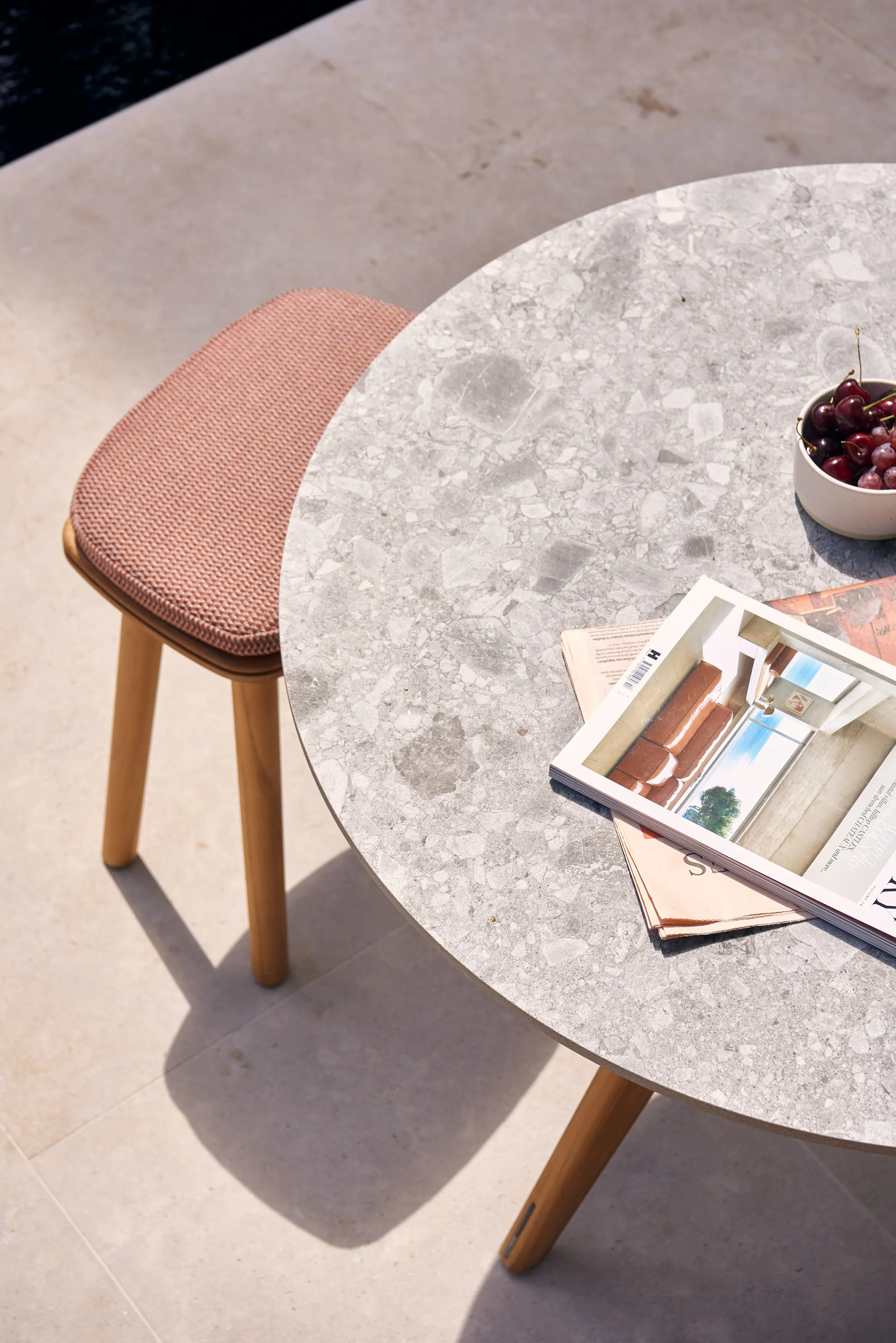 Manutti - Solid counter stool 61