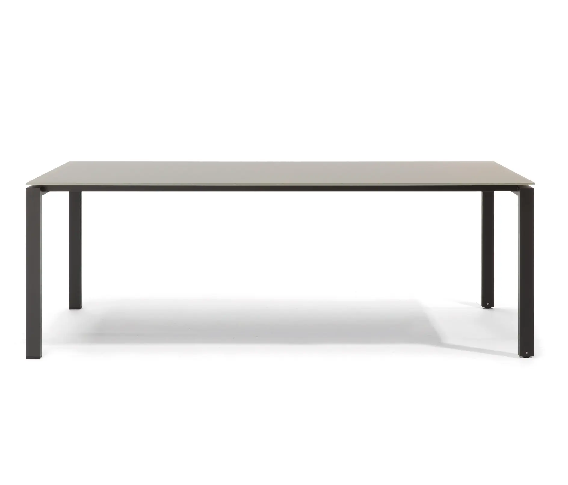 Manutti - Trento dining table