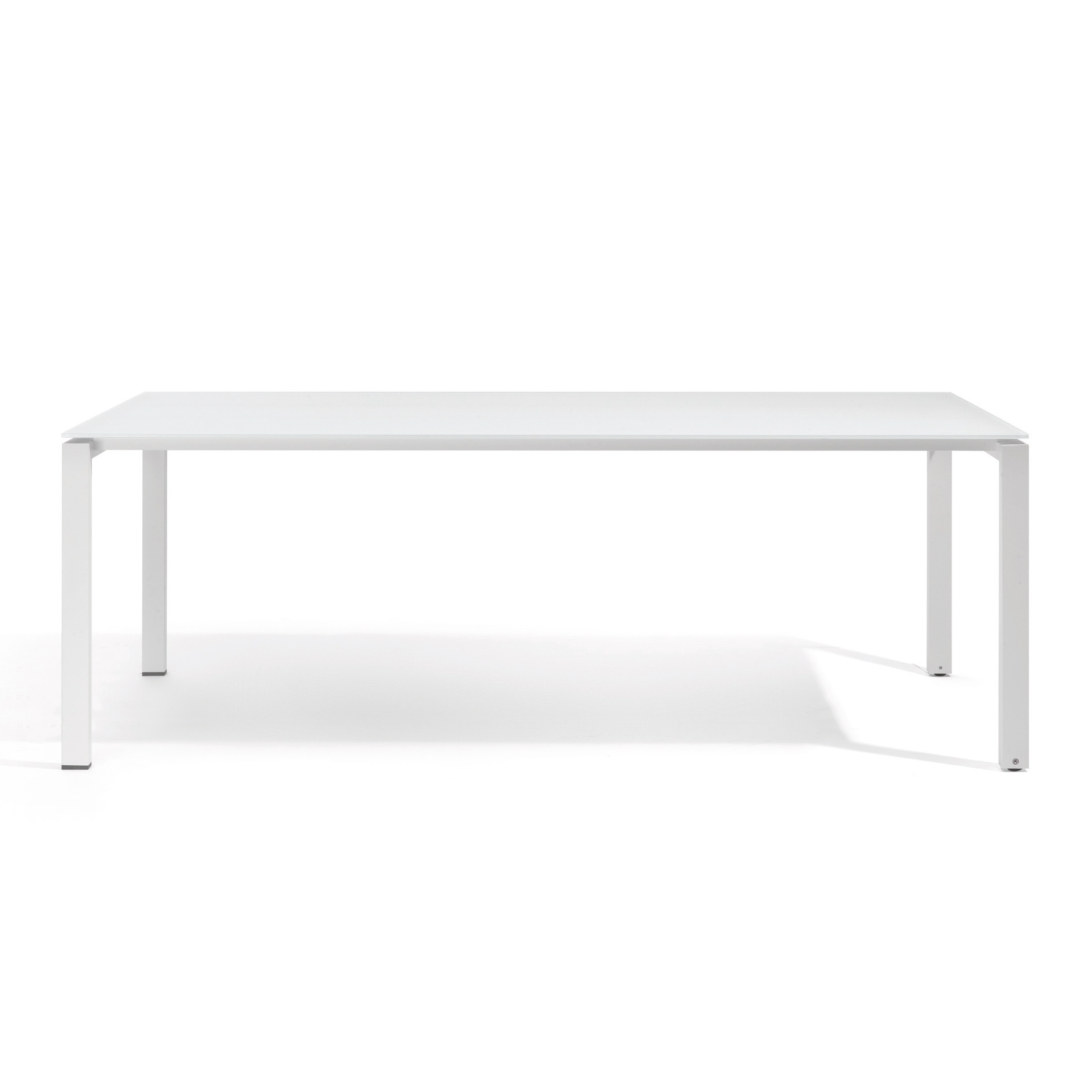 Afficher le produit Trento dining table du fabricant Manutti