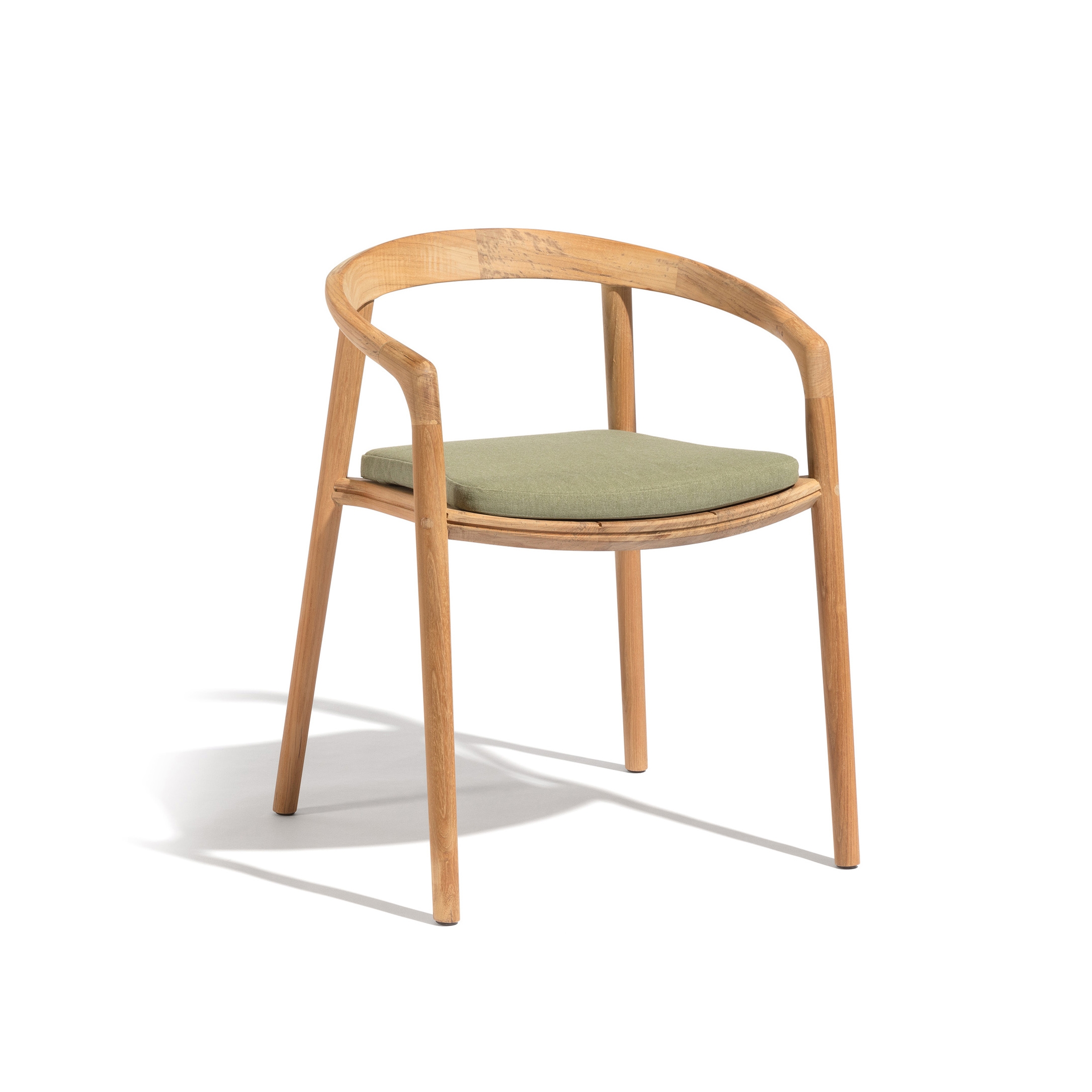 Solid armchair