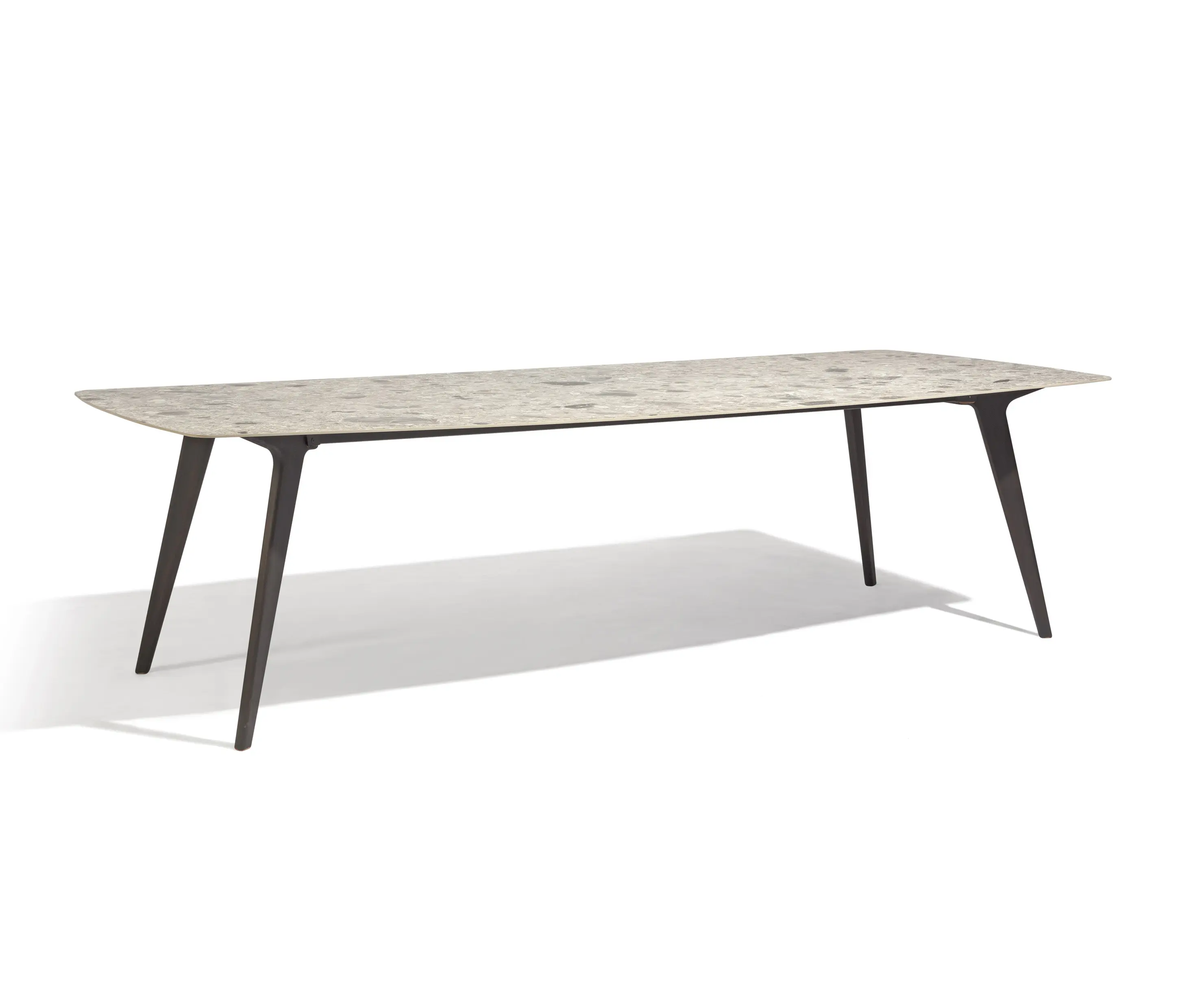 Manutti - Torsa dining table 264x118