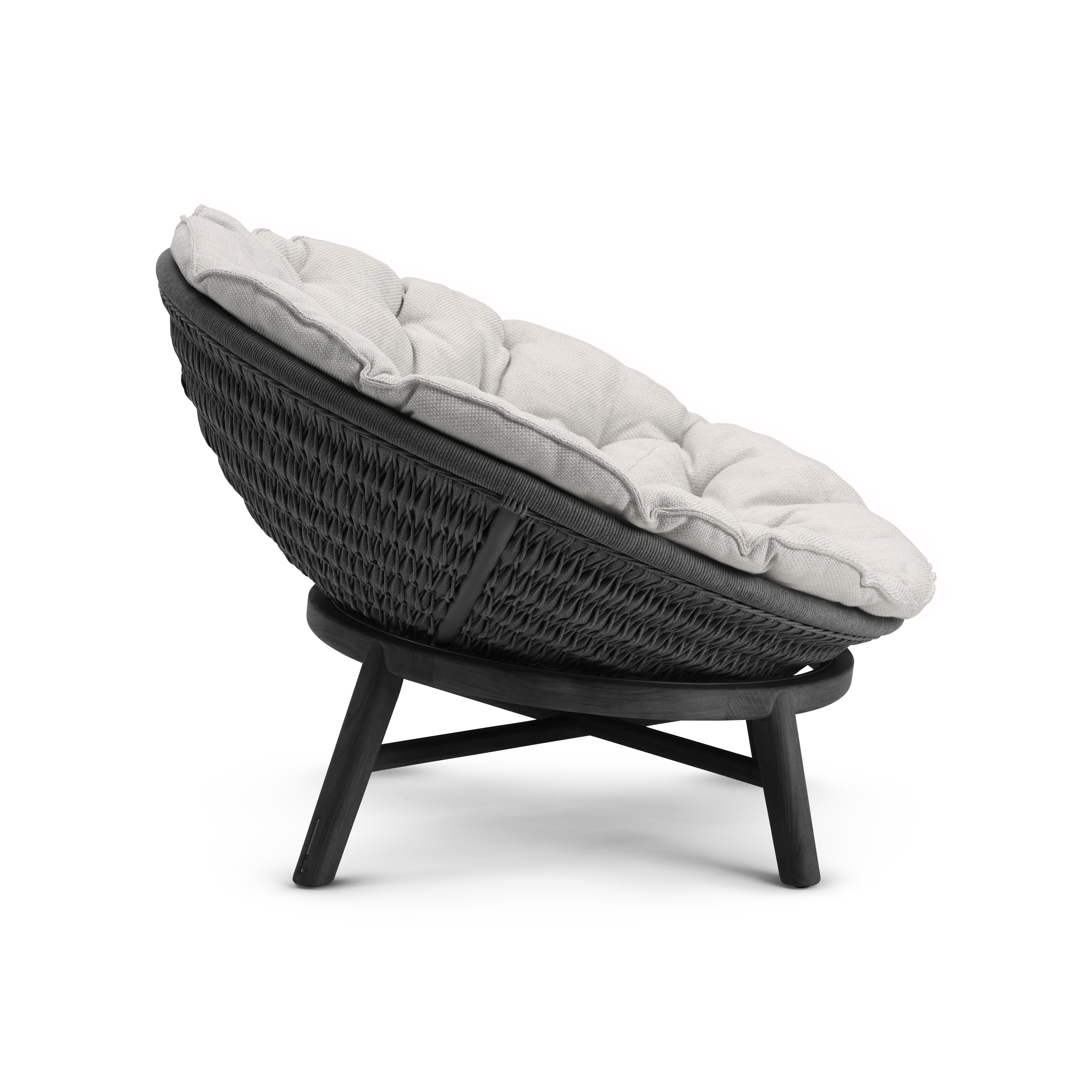 Display product Sandua daybed papasan from manufacturer Manutti