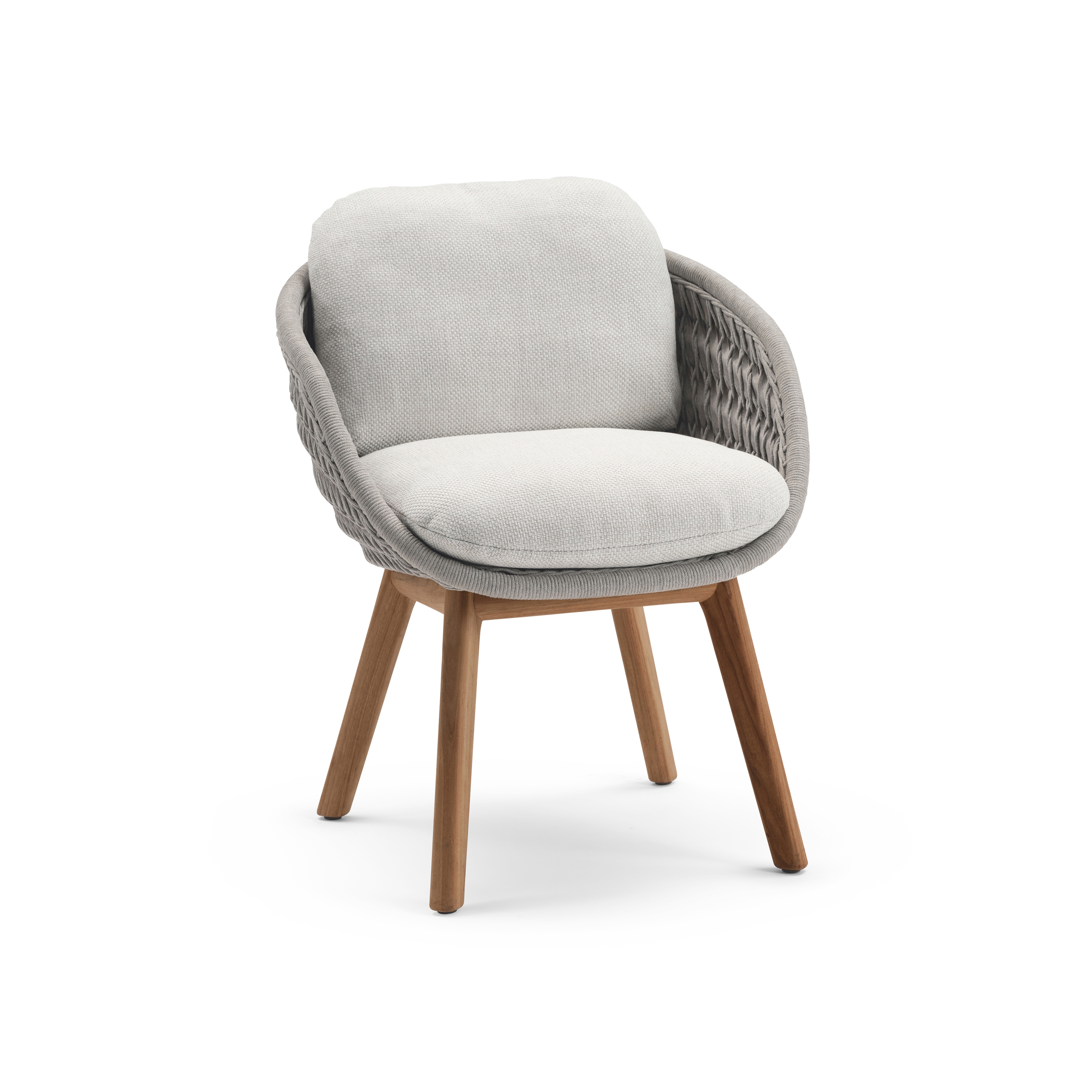 Display product Sandua dining armchair from manufacturer Manutti