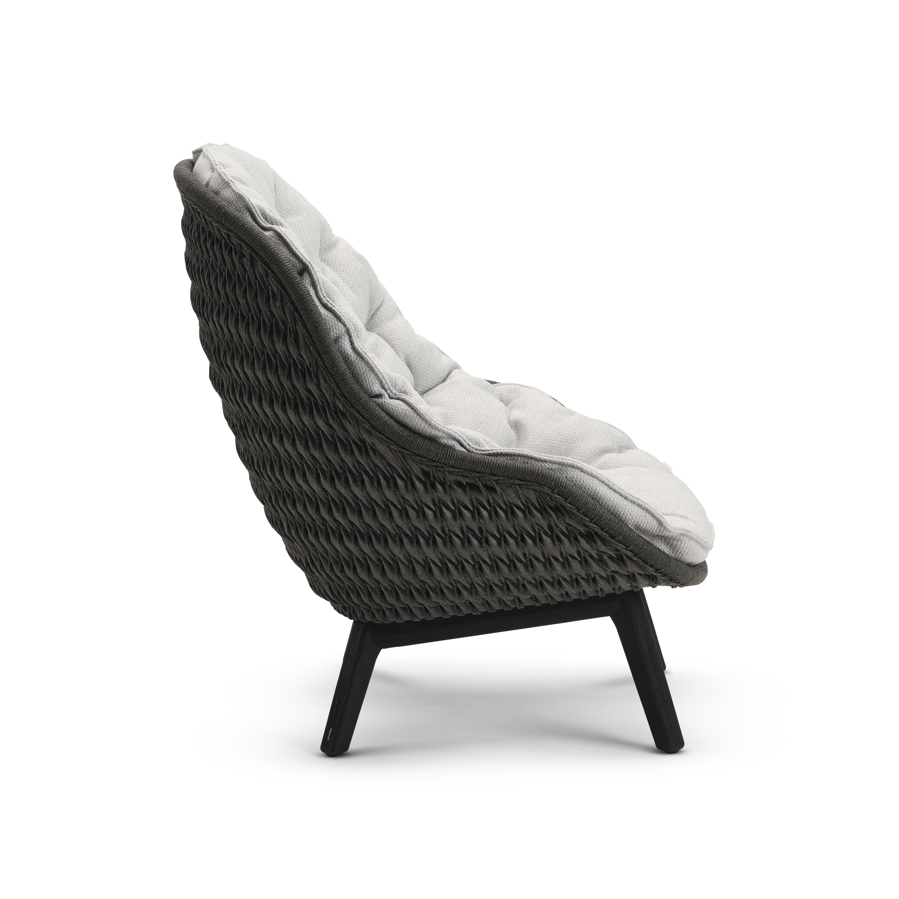 Sandua high back lounge chair