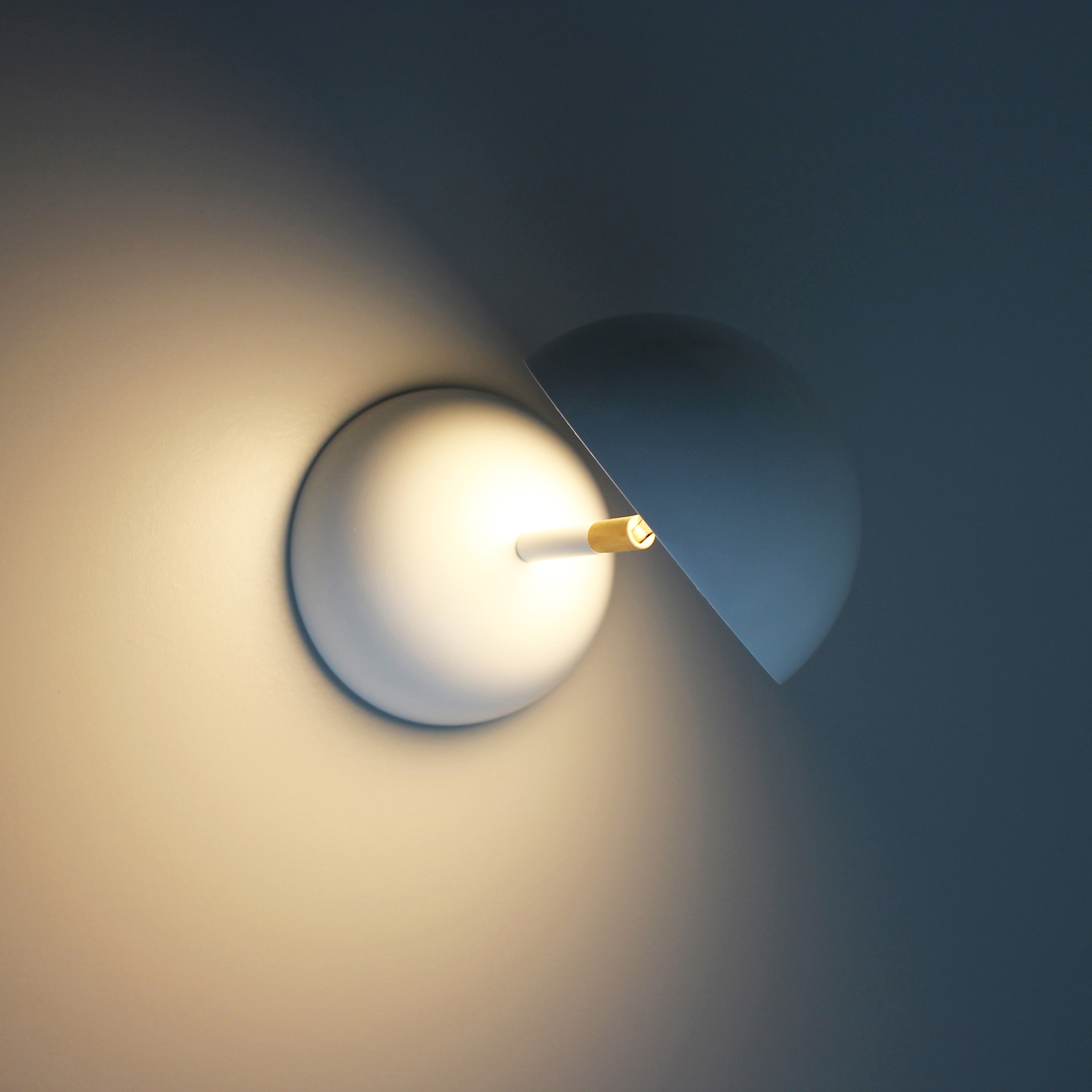 Display product °diabolo wall/ceiling from manufacturer Eden Design