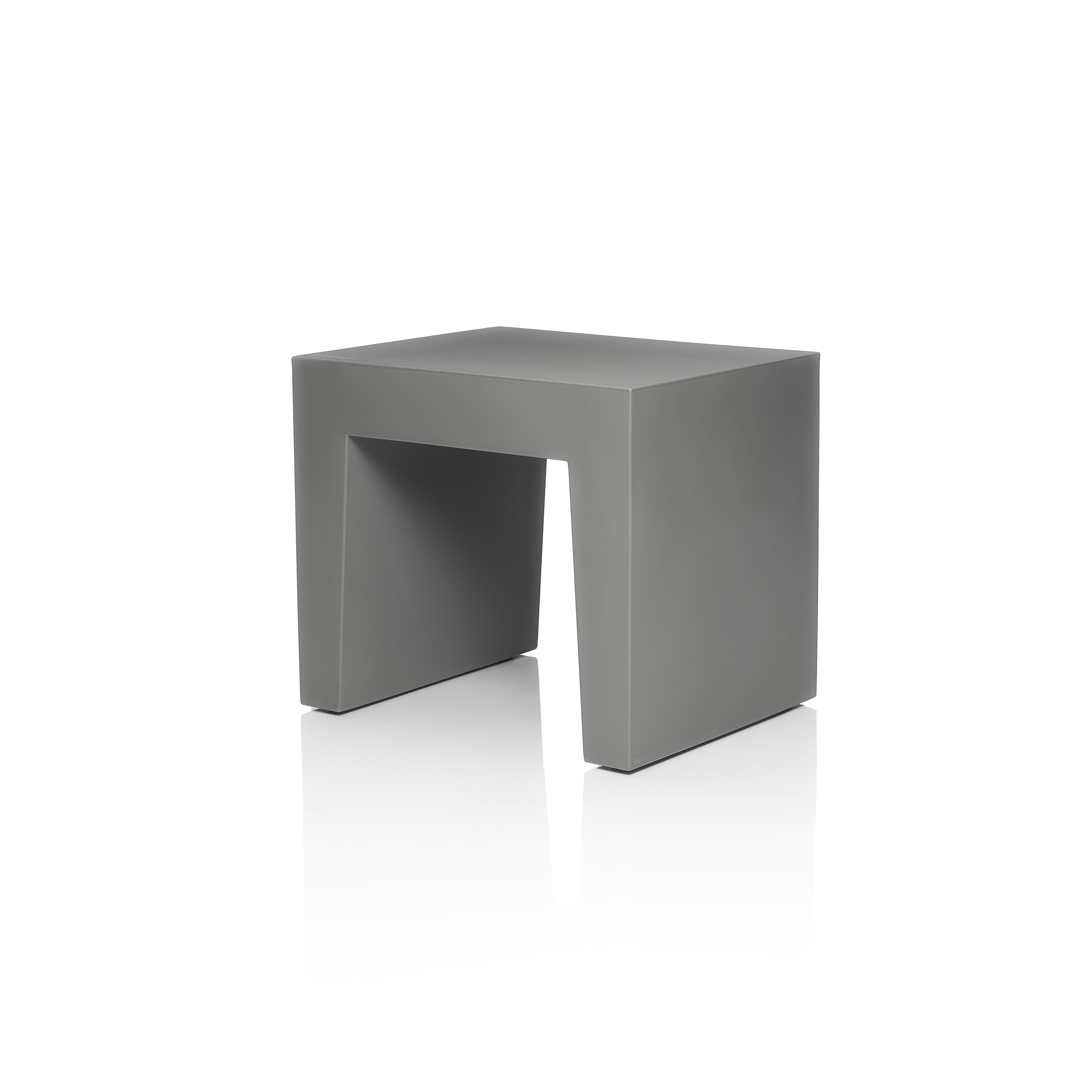Concrete seat