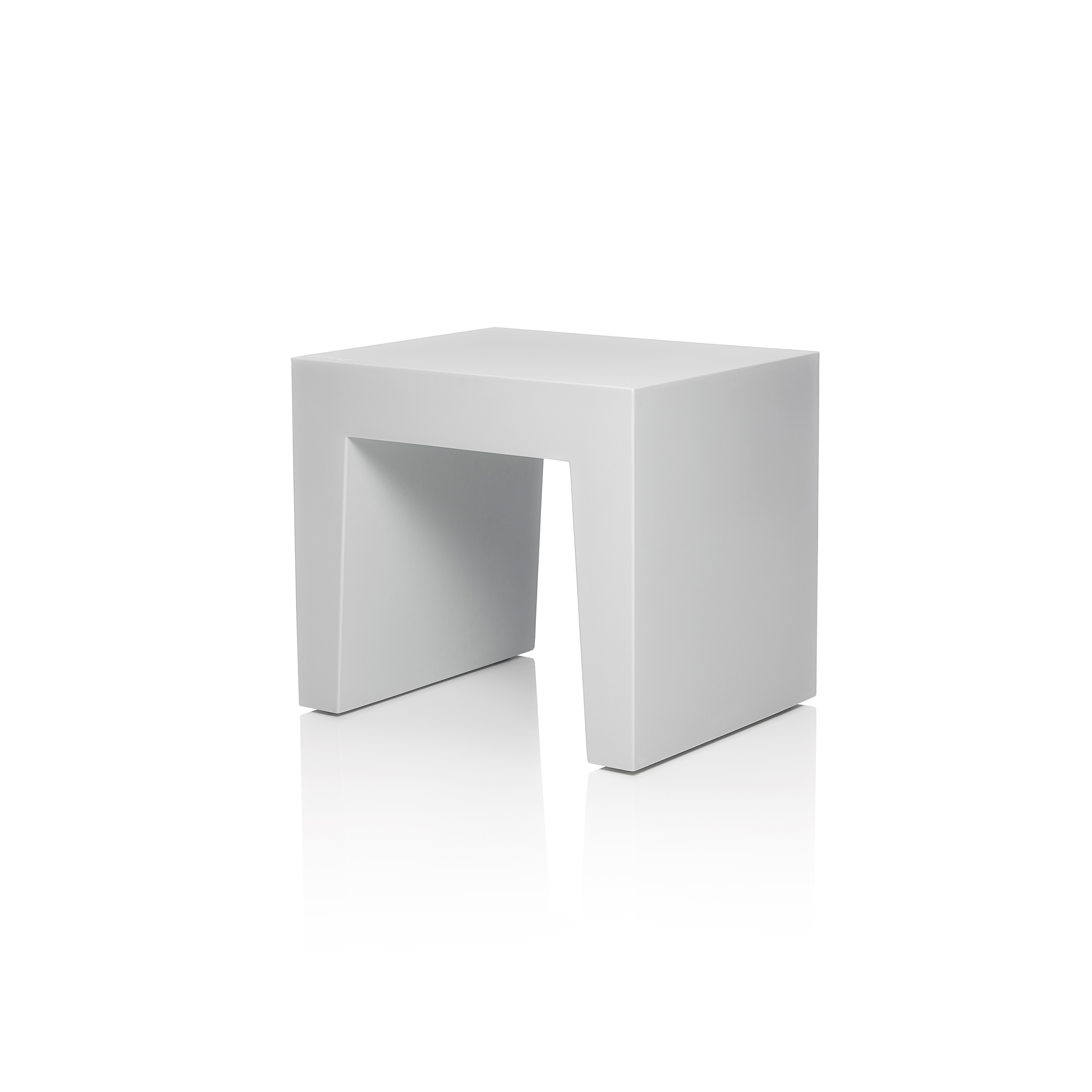 Concrete seat