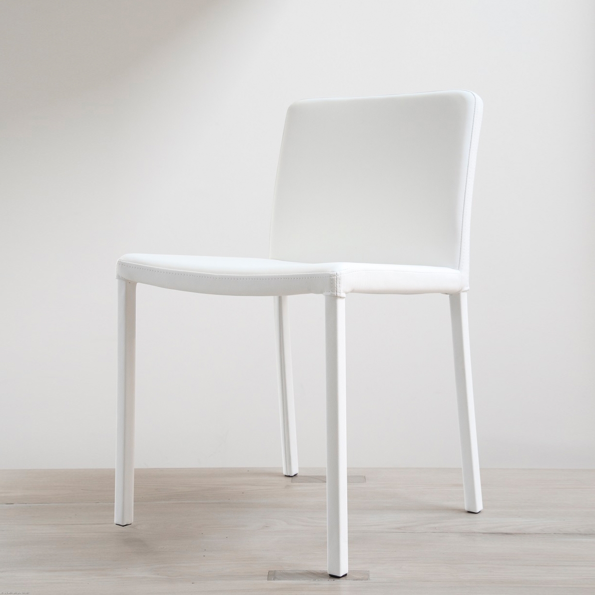 Mostra il prodotto Fusion sedia del produttore Fusiontables