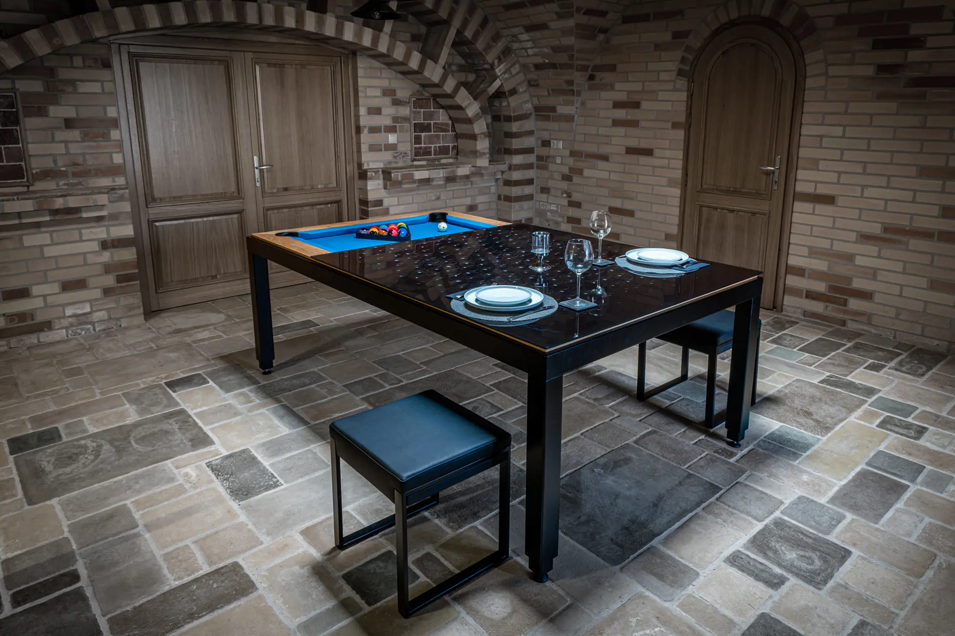 Fusiontables - Fusion table Metal Line Crystal Mirage