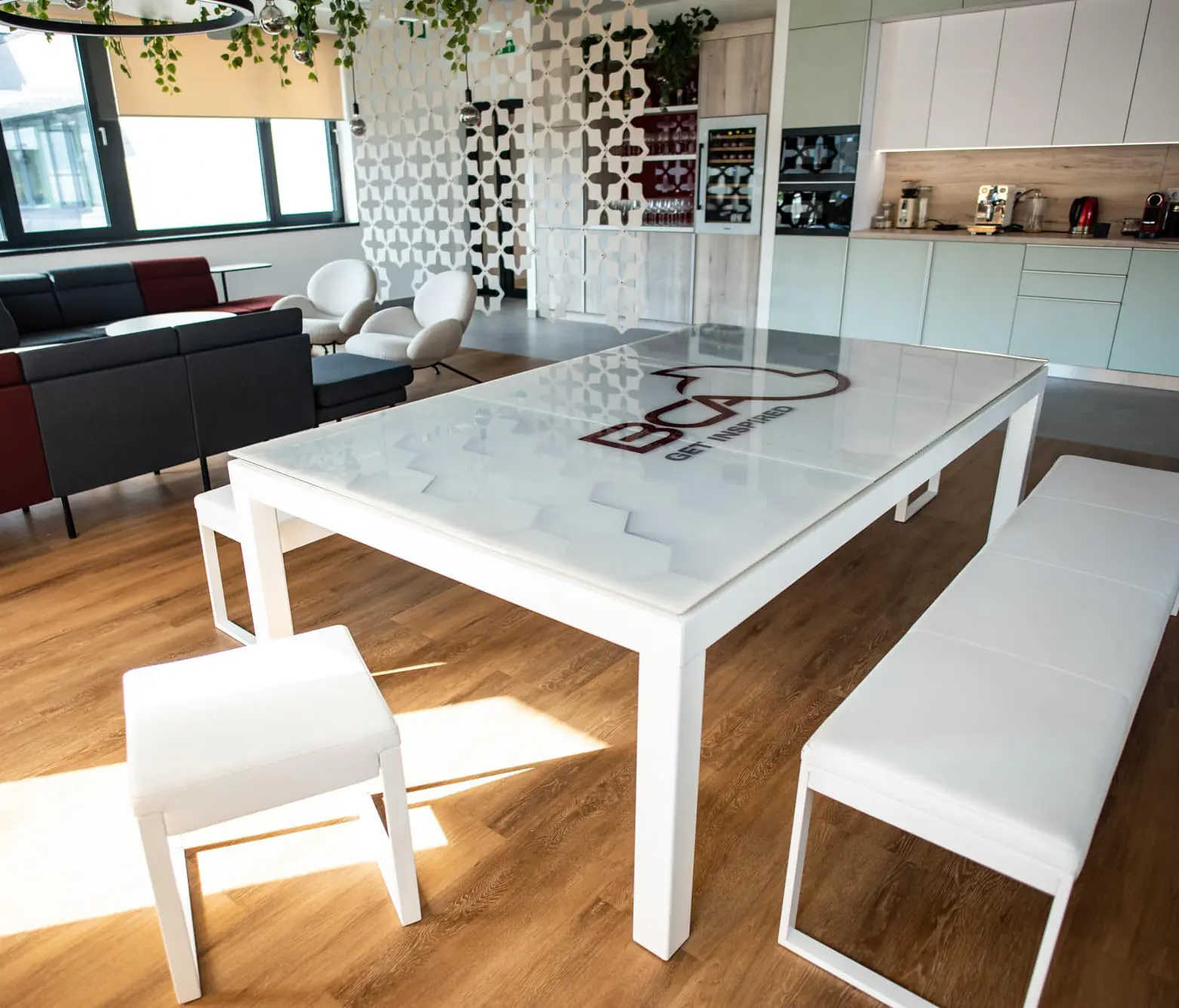 Fusiontables - Fusion table Metal Line Crystal Mirage