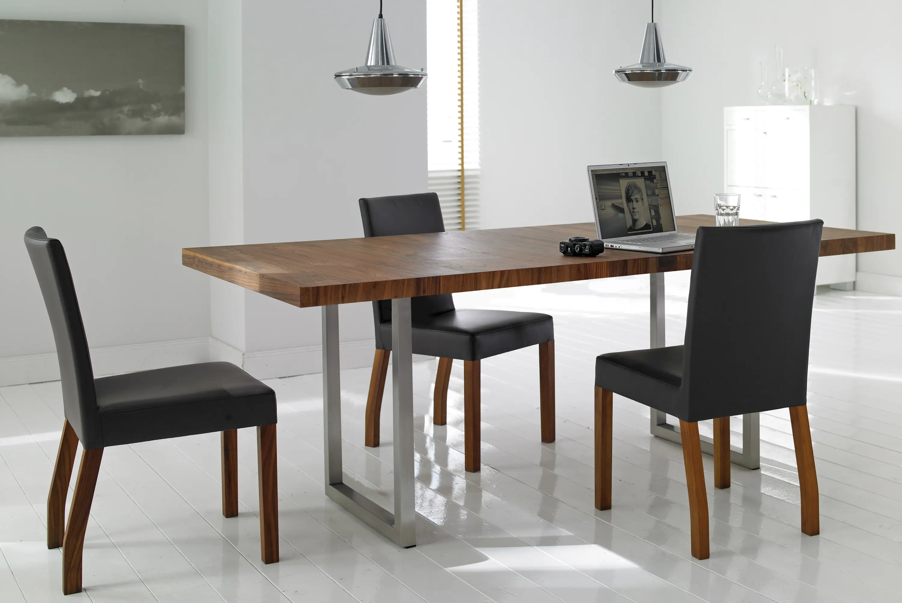 Schulte Design - Adora 08