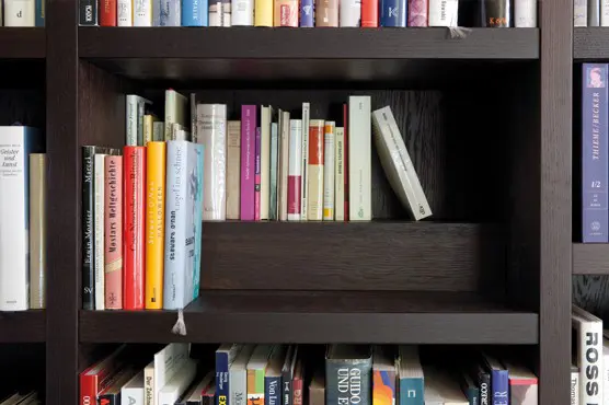 Schulte Design - Endless Shelf