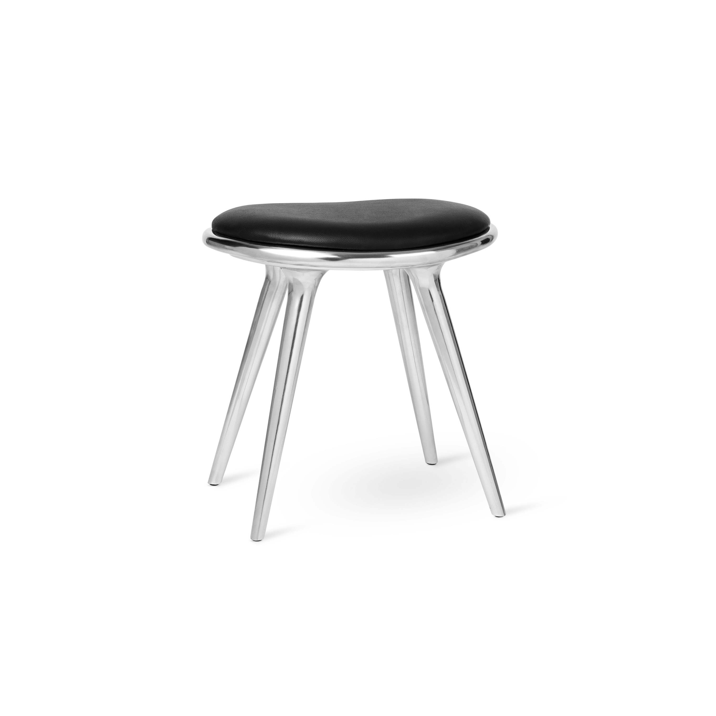 Produkt Low Stool - Partly Recycled Aluminium - 47 cm des Herstellers Mater anzeigen