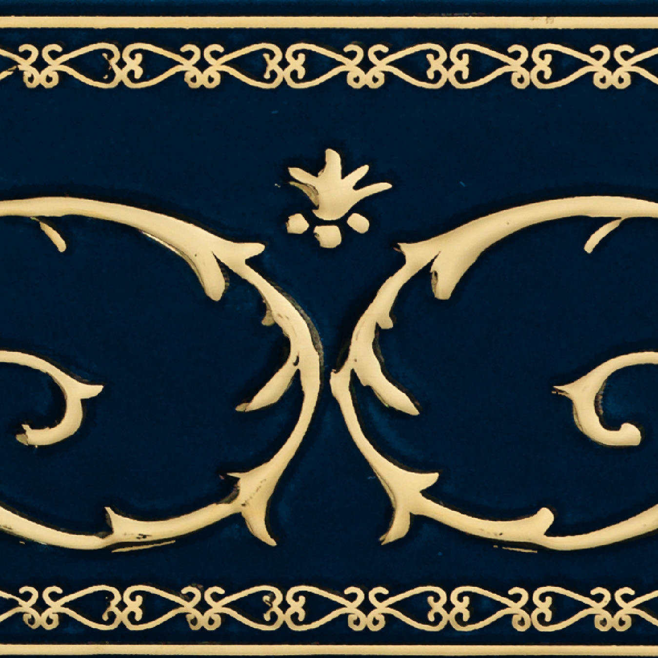 Display product Grand Elegance Gold narciso B oro su blu from manufacturer Petracer's Ceramics