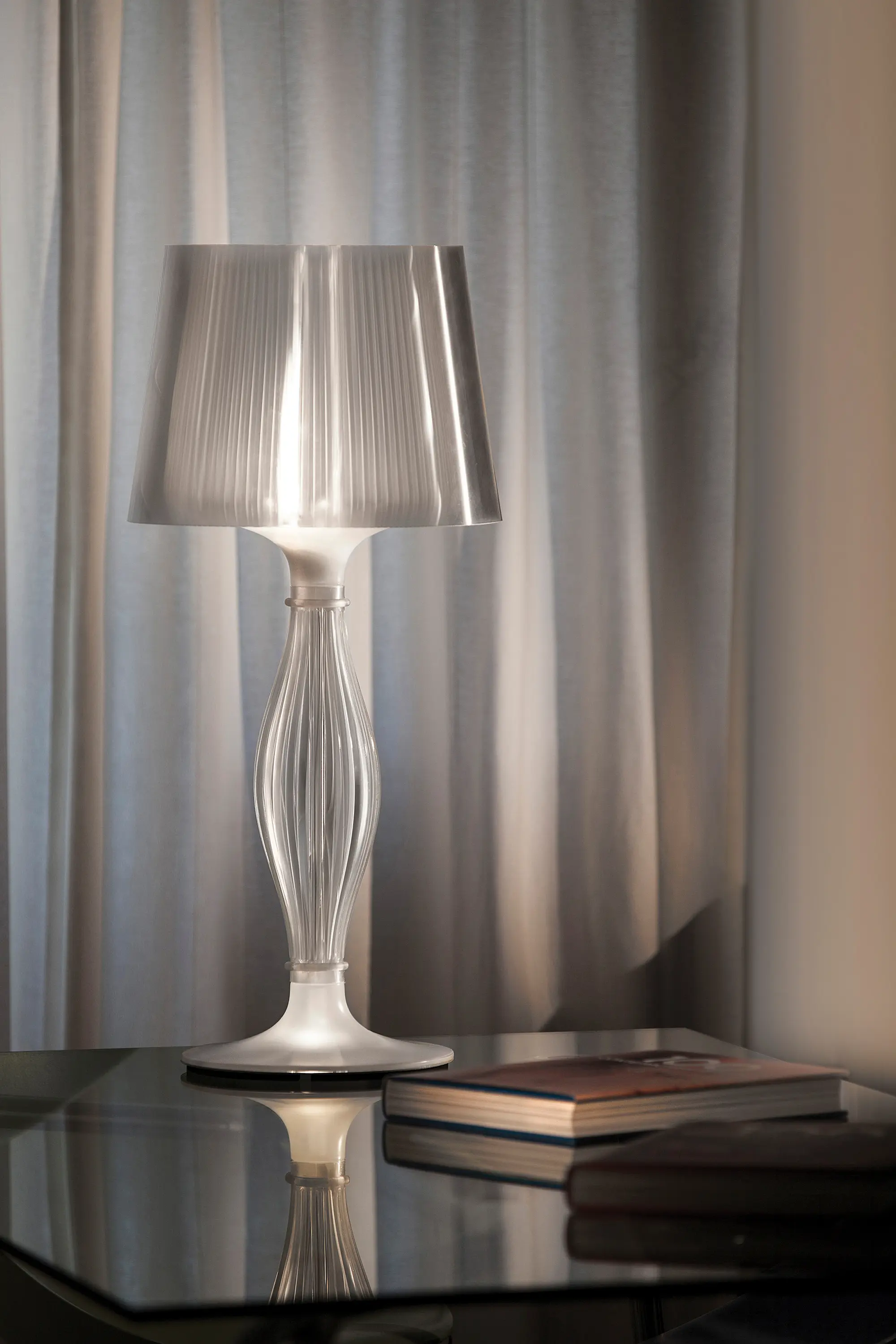 Slamp - Liza Table | Pewter