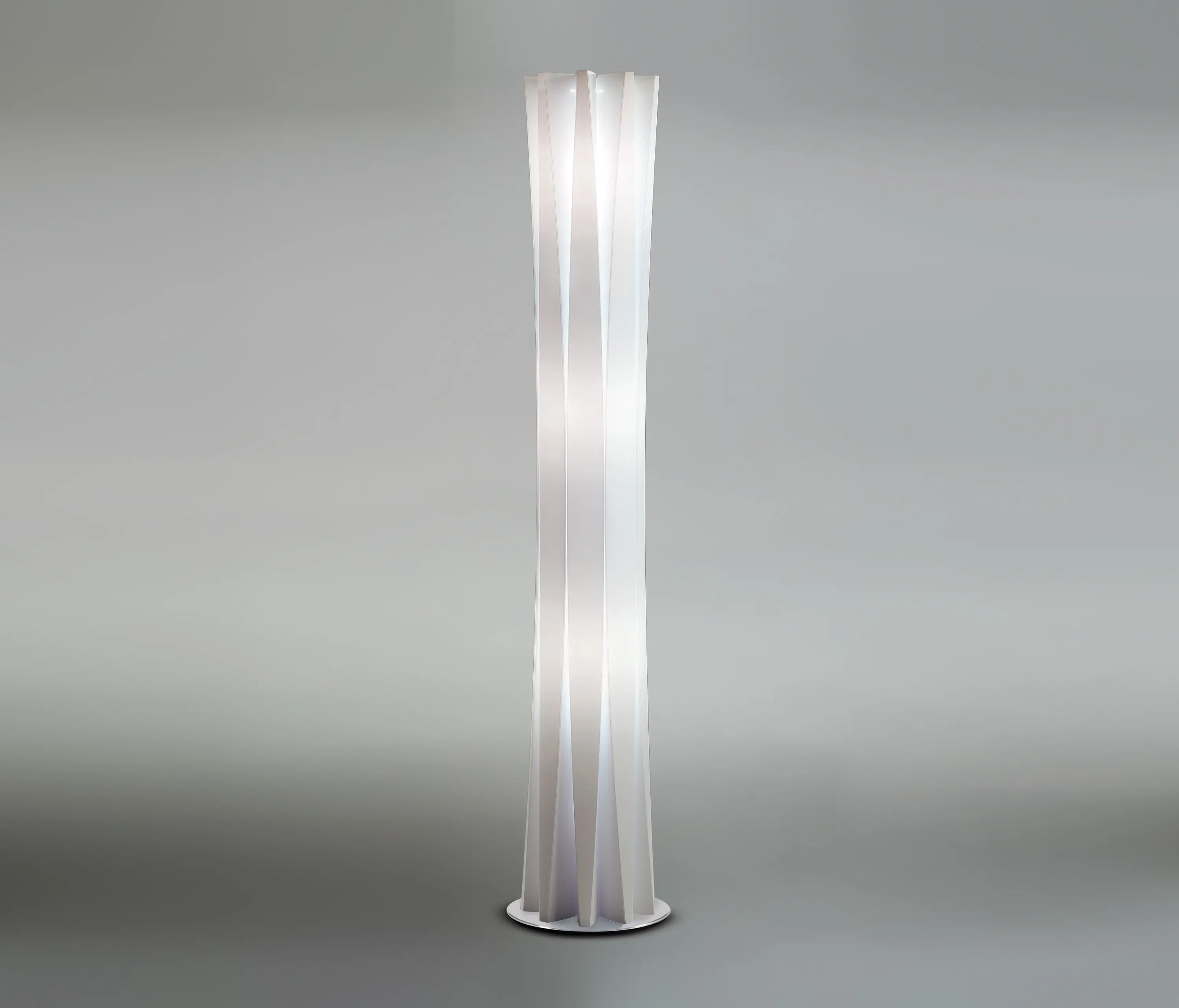 Slamp - Bach