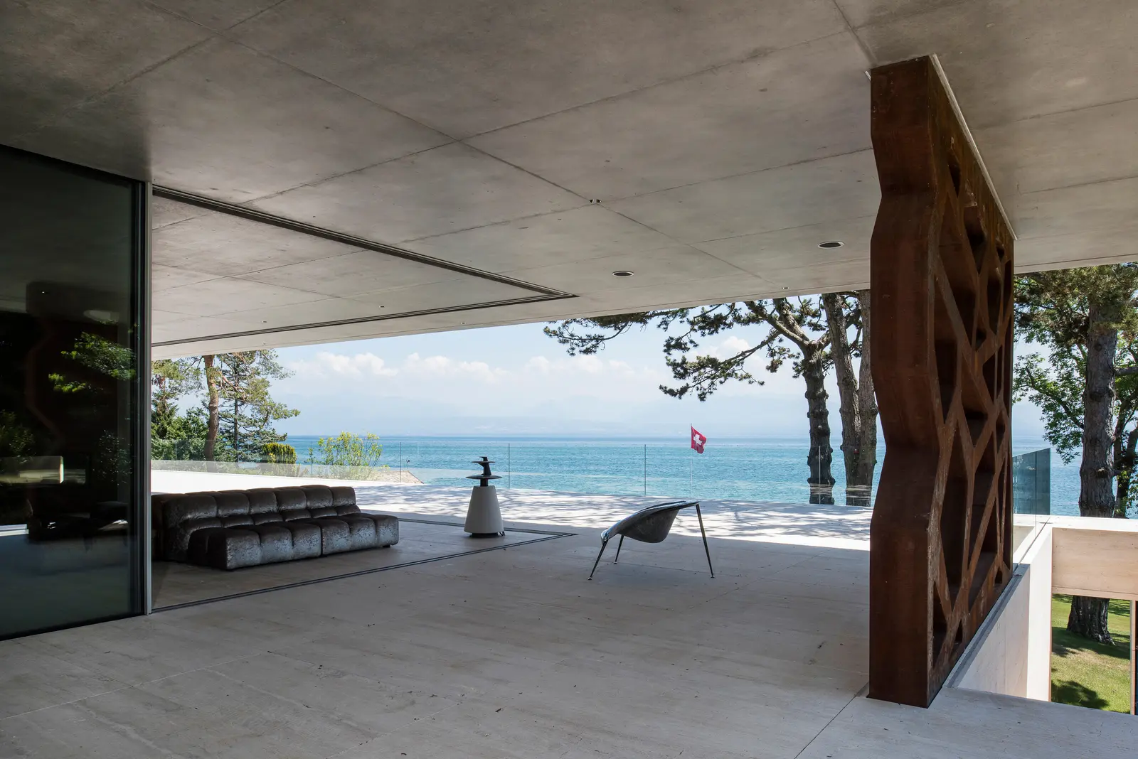 AH! CORNER | AH!60 MINIMALIST WINDOW - Patio doors from panoramah