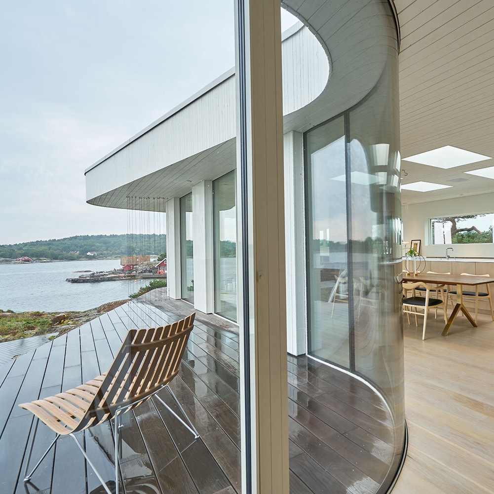 Display product ah! Curved | ah!60 Minimalist Window from manufacturer panoramah!