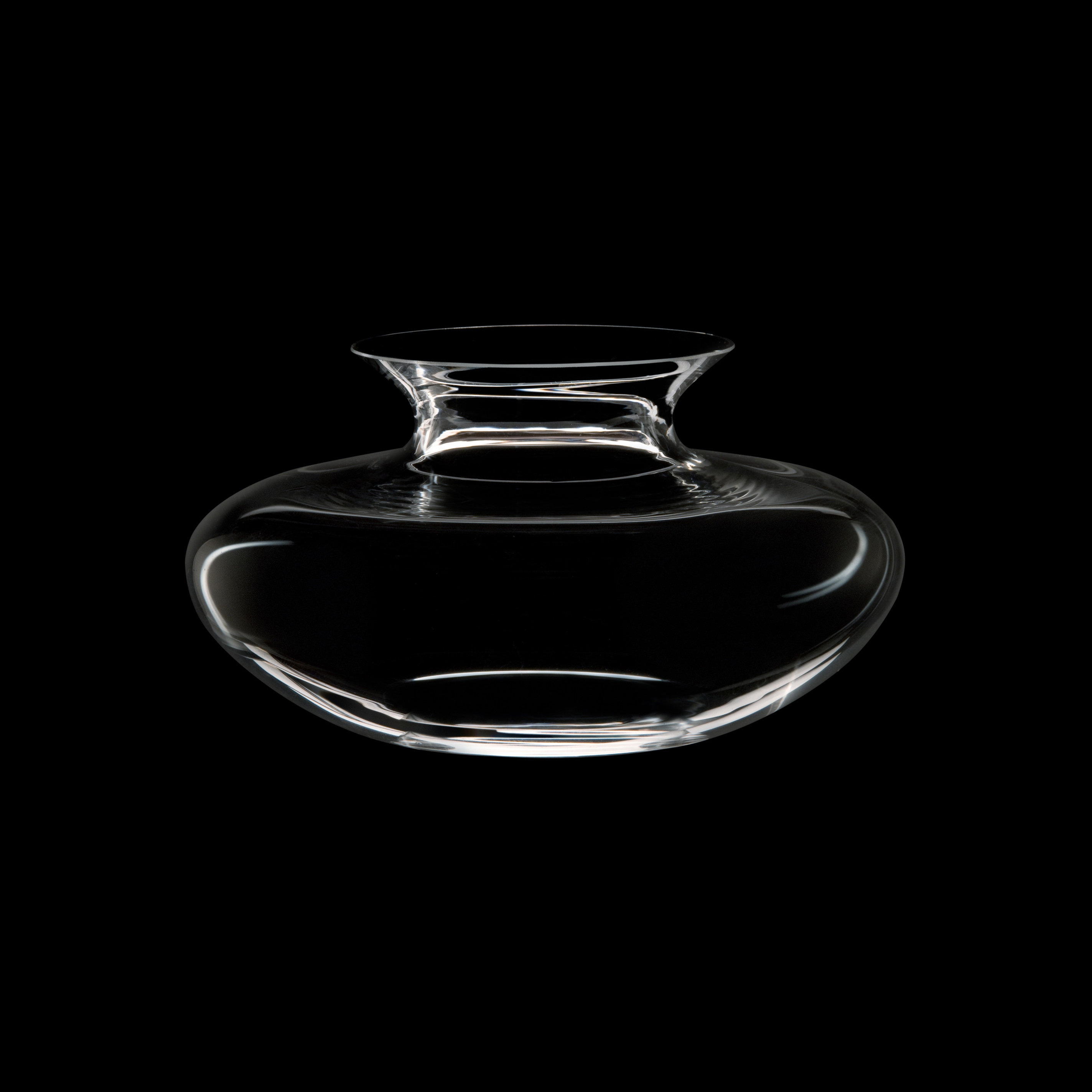 Afficher le produit Flower Vase BV13 du fabricant LOBMEYR