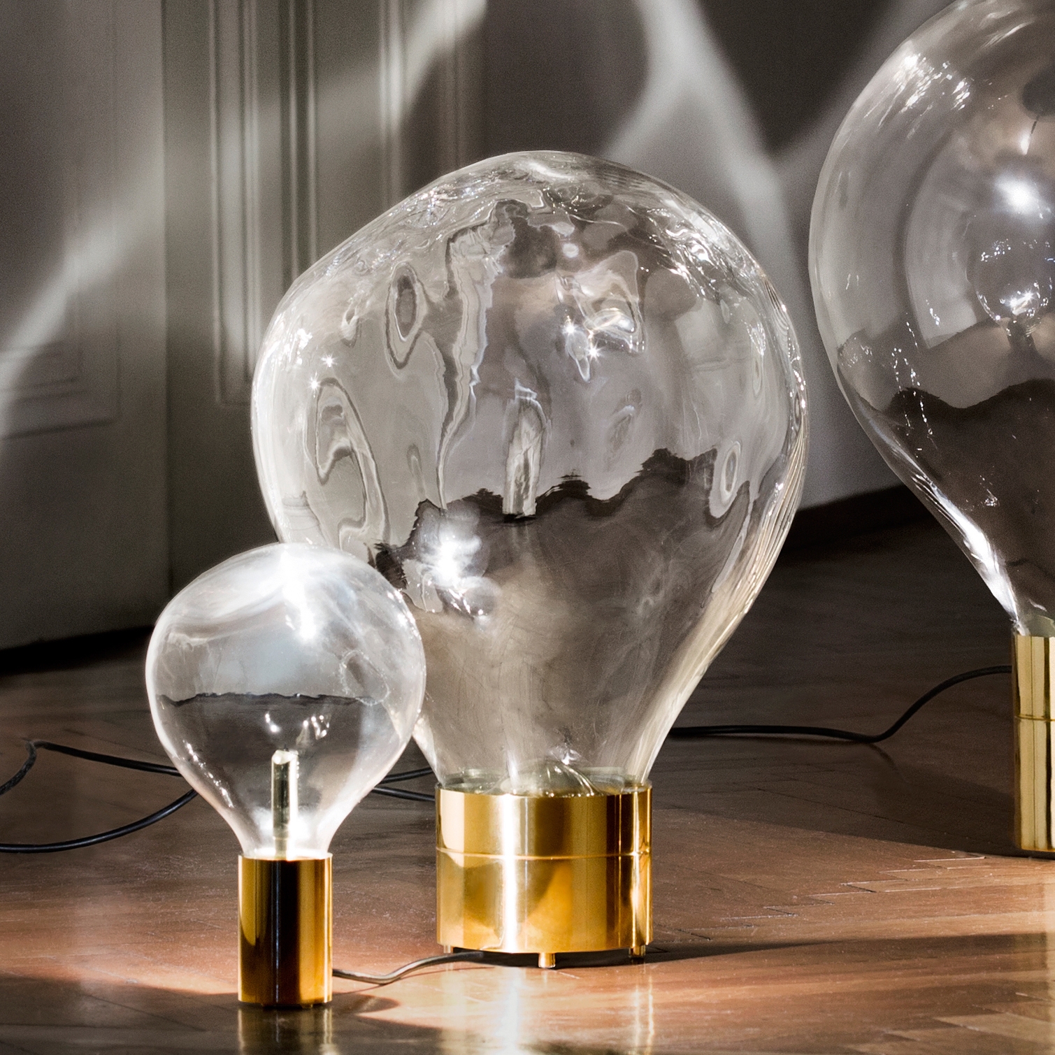 Display product Ripple Light Medium from manufacturer LOBMEYR