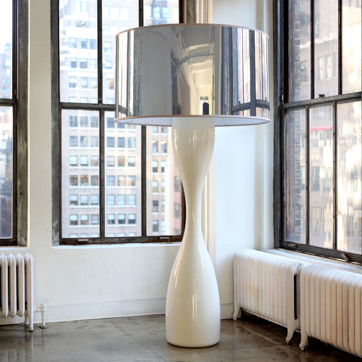FLOOR LAMPS