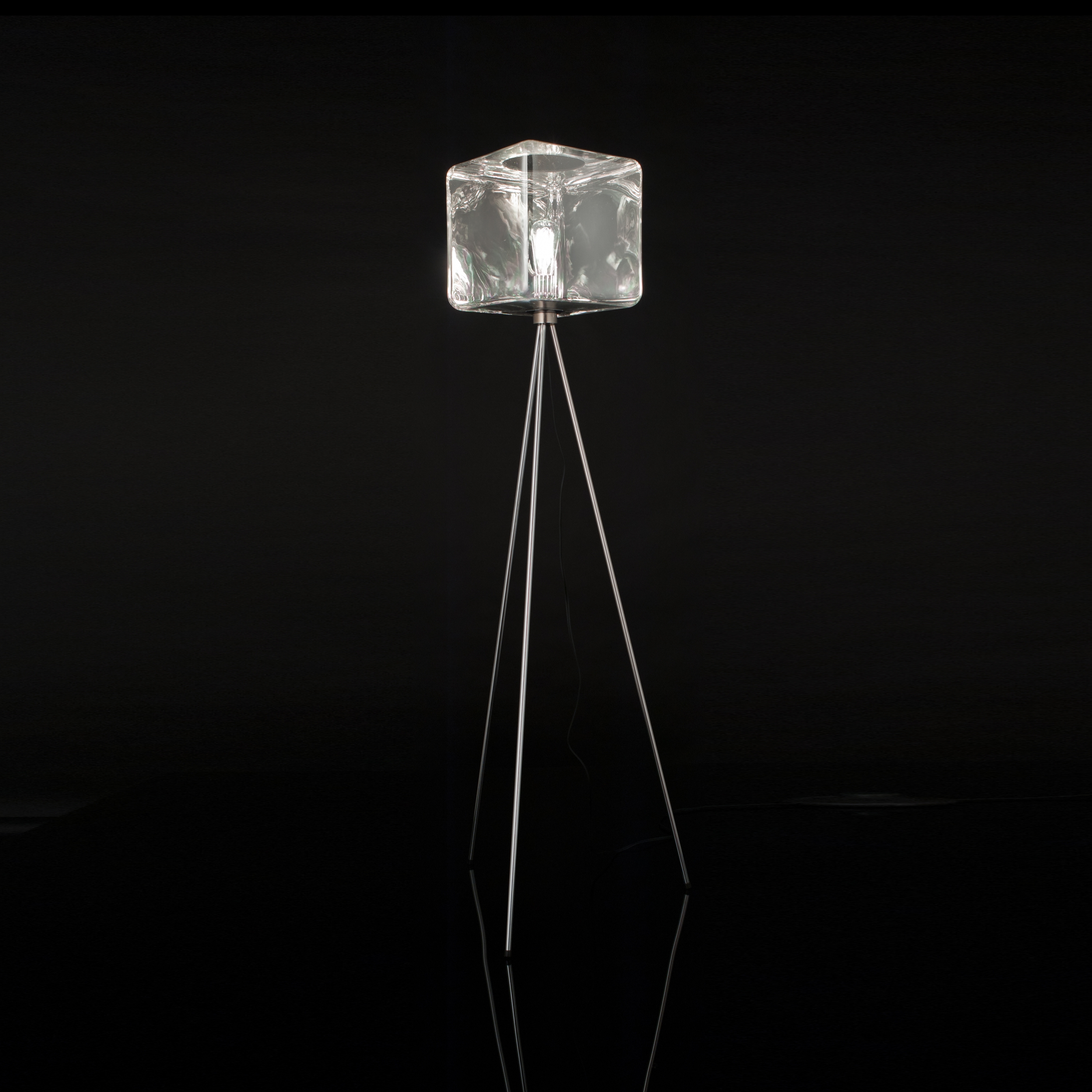 Display product H20 from manufacturer VISO