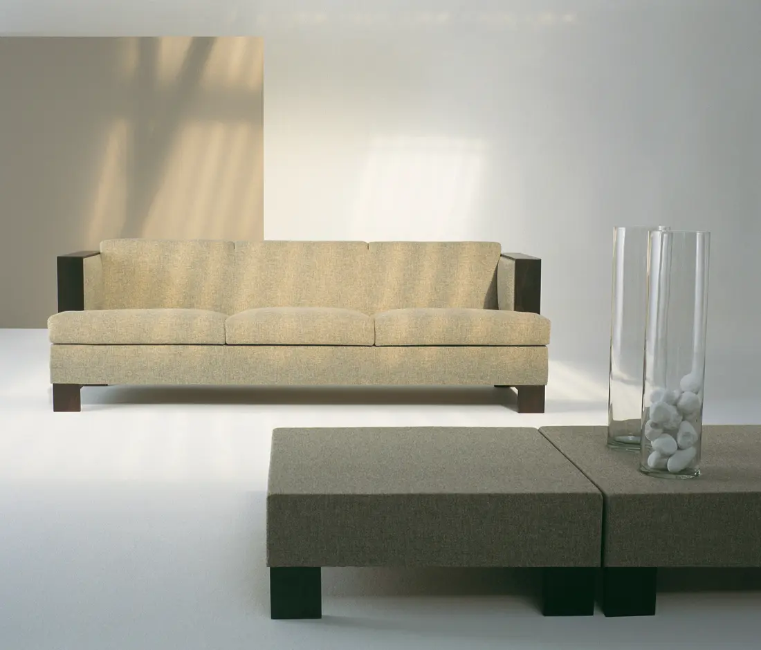 GRASSOLER - Intruder Sofa