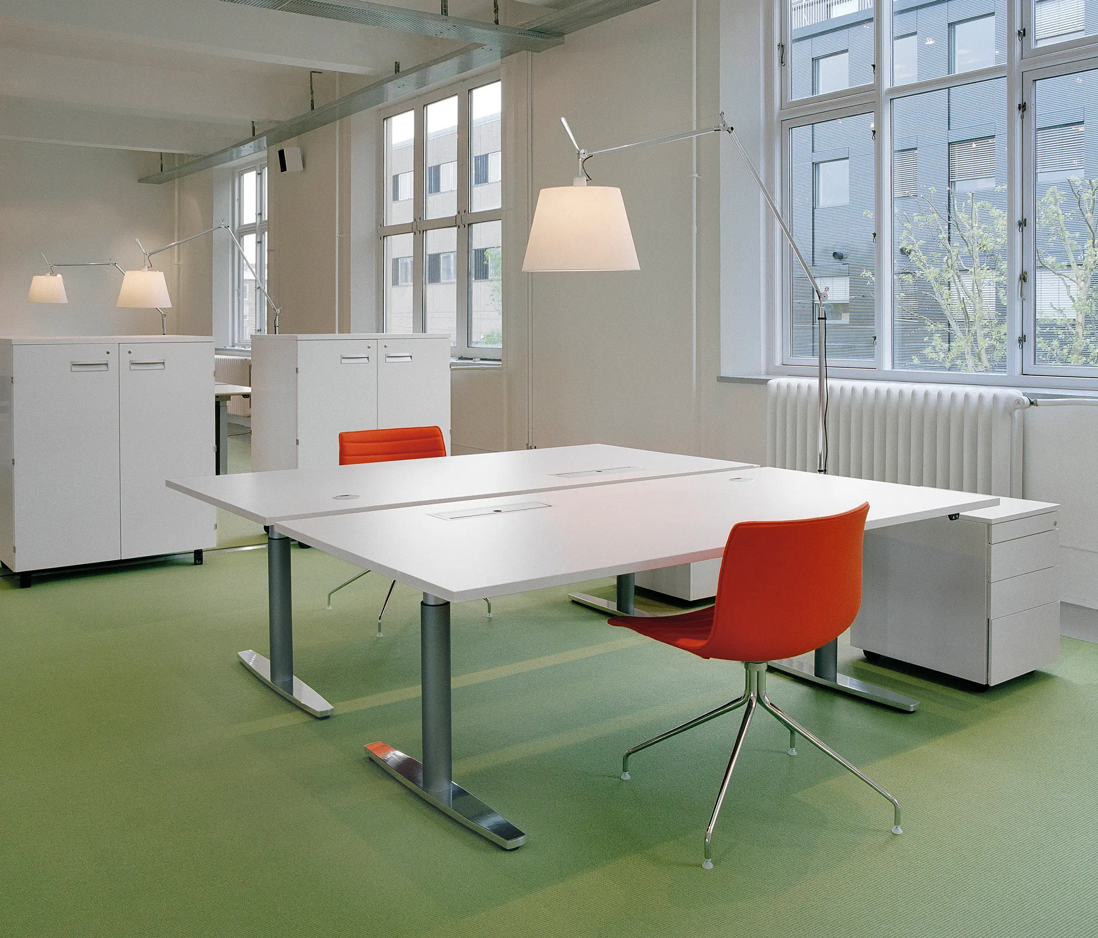 Designoffice - DO6300 Elevation table