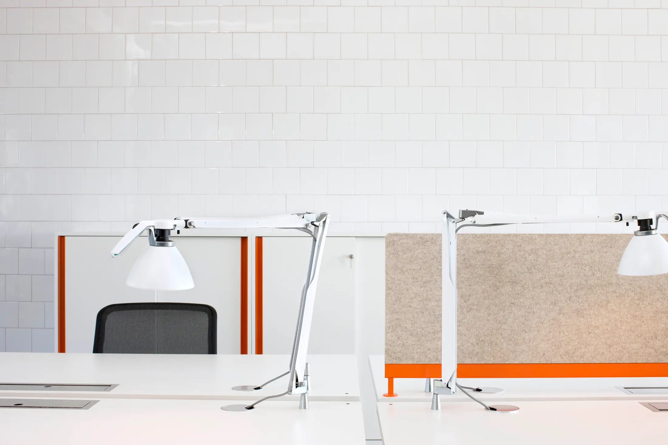 Designoffice - DO6400 Elevation table