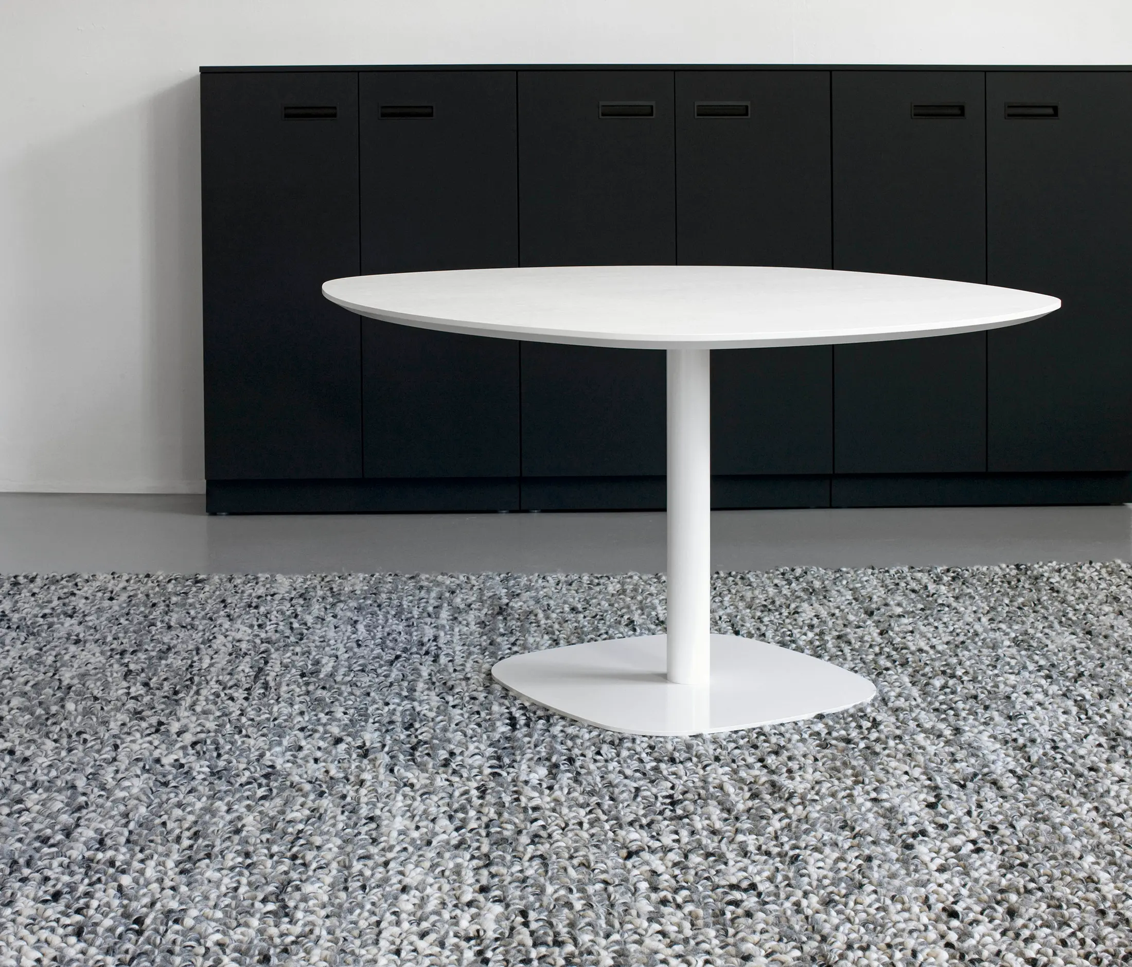 Designoffice - DO1400 Meeting system