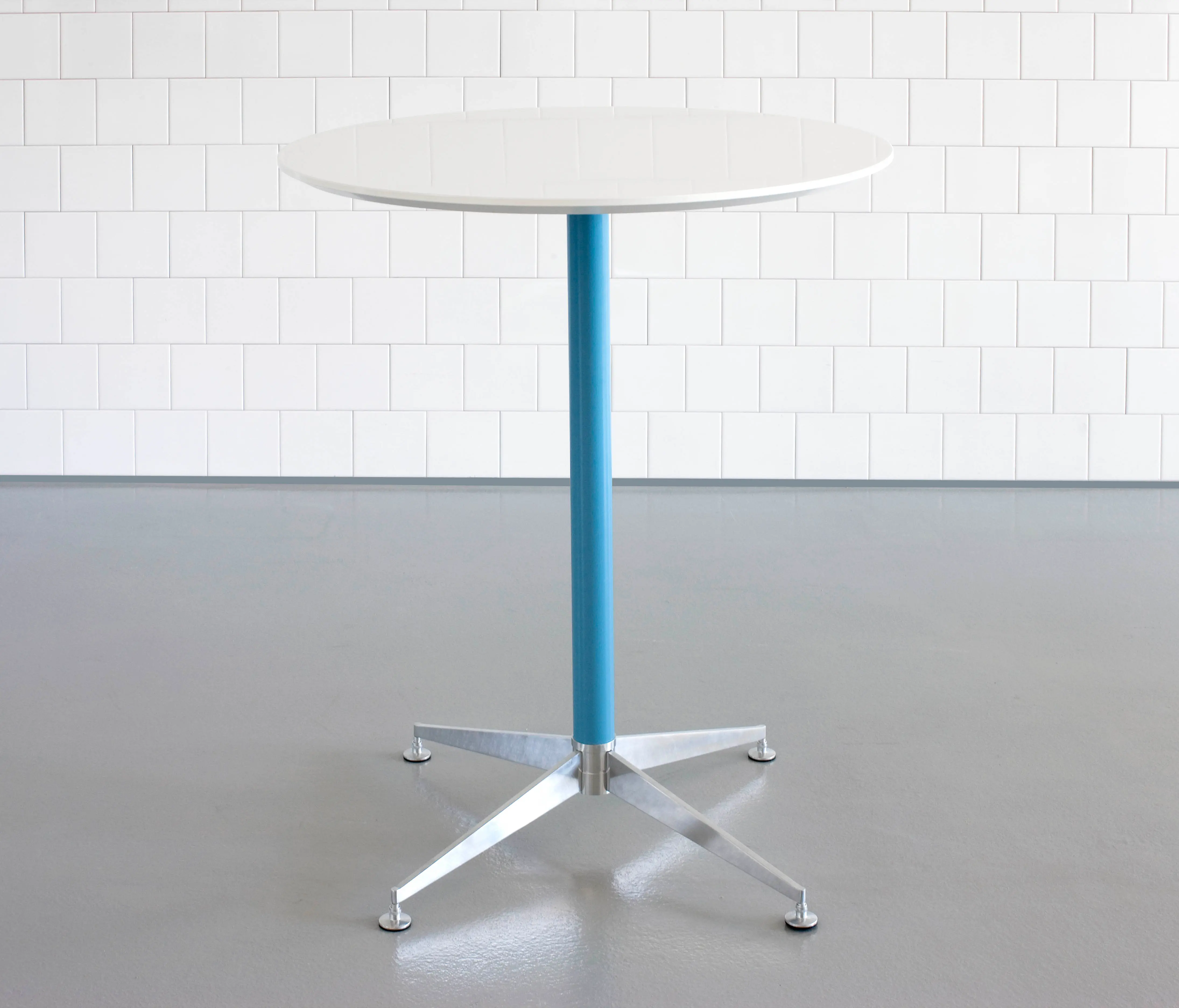 Designoffice - DO1200 Table system