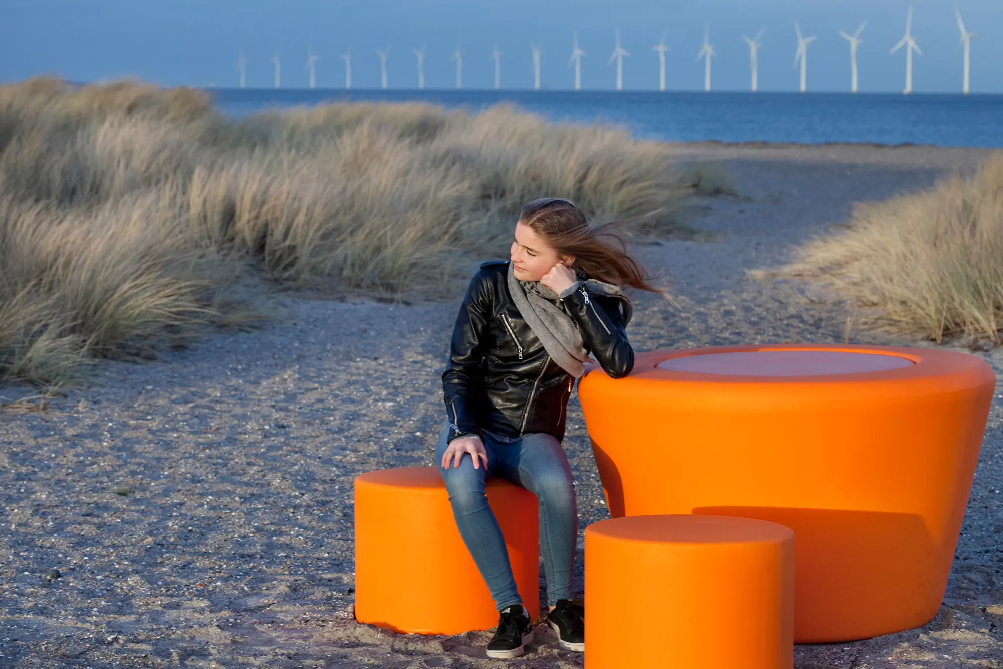 out-sider - Loop Cone Table #169