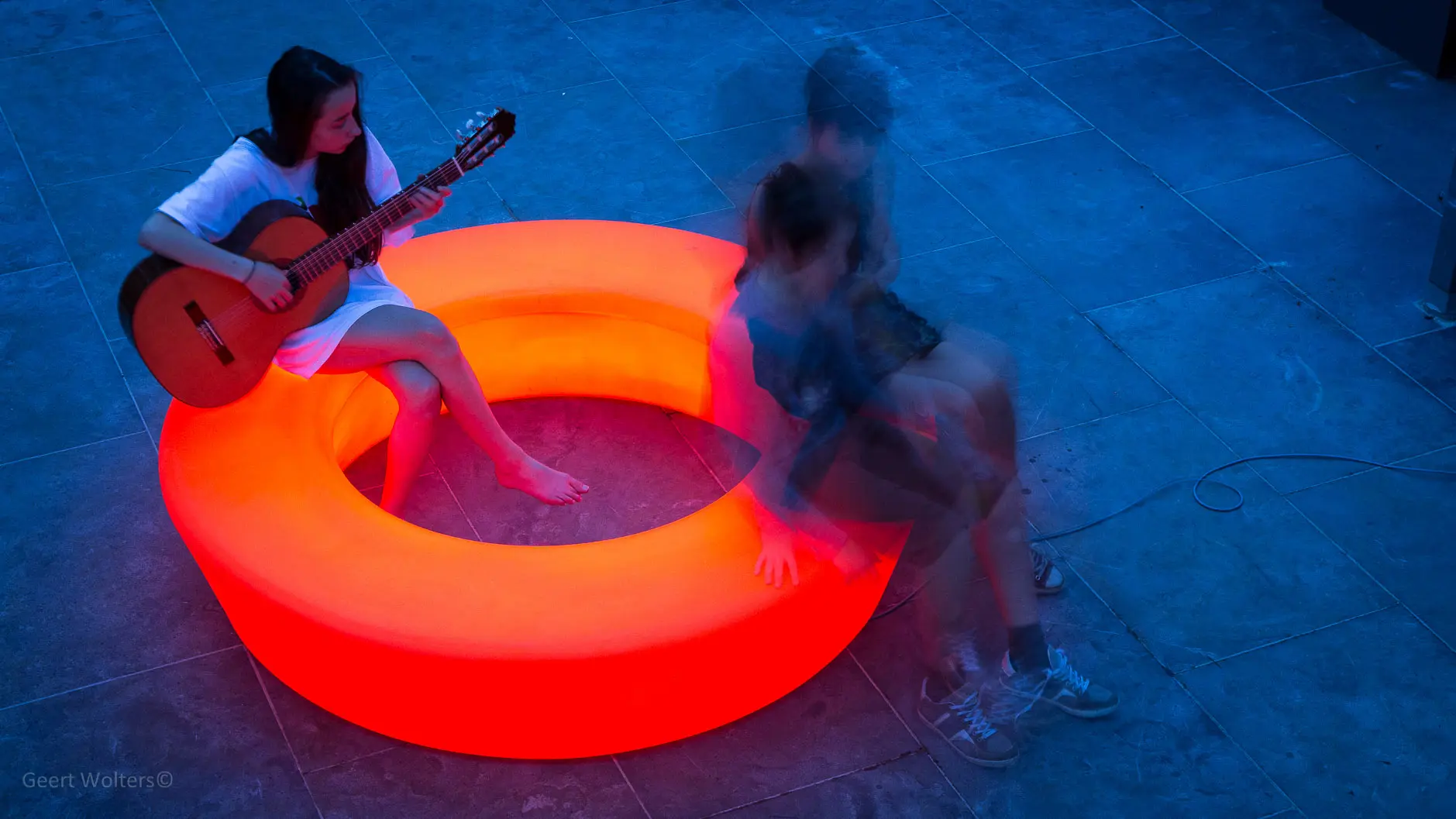 out-sider - Loop Light #136