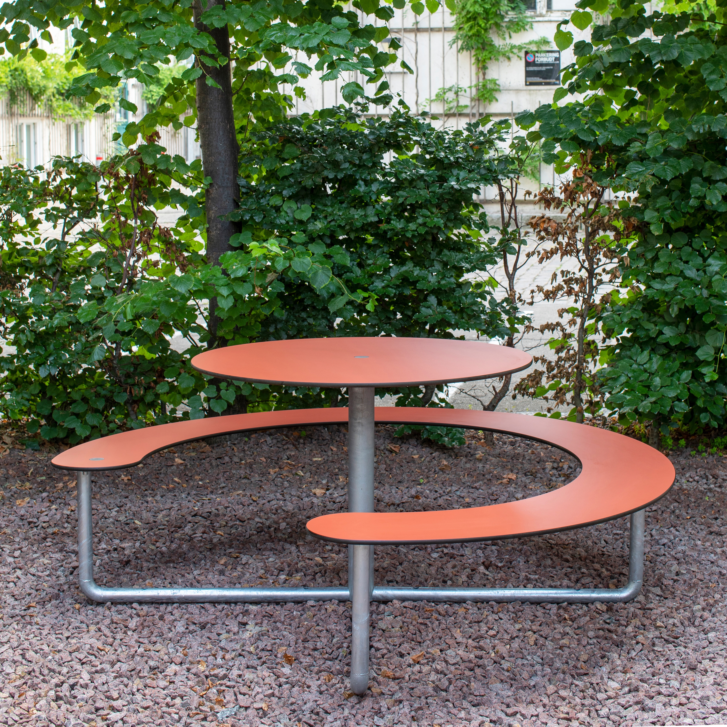 Produkt Plateau Picnic Round #203 des Herstellers out-sider anzeigen