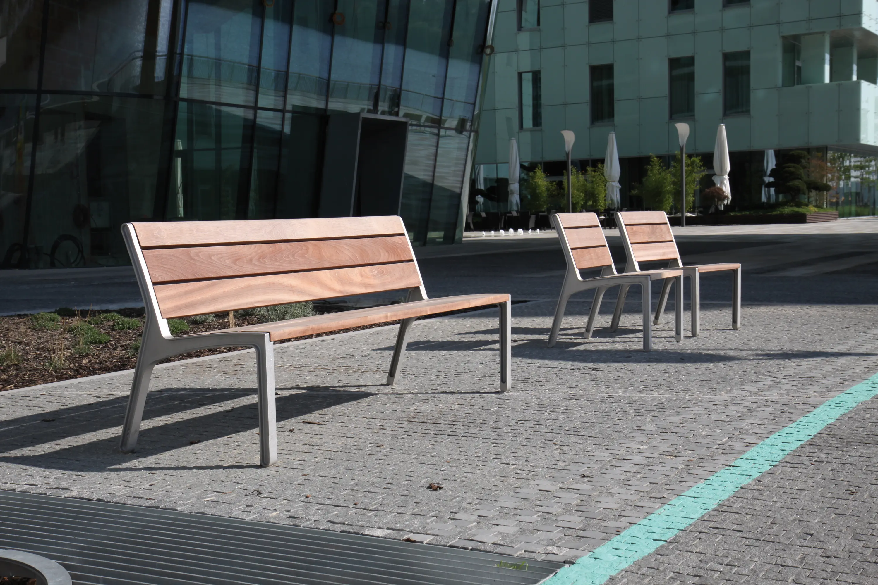 mmcité - miela | Double park bench with backrest