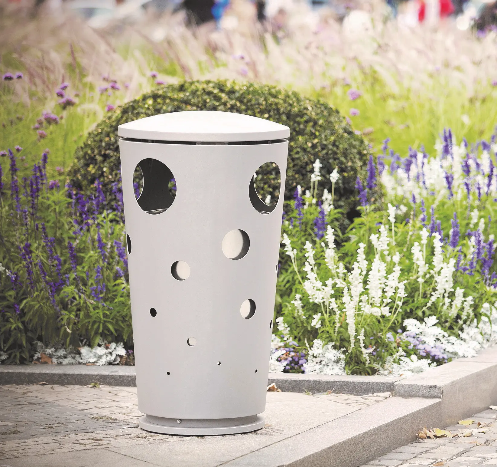 mmcité - swissbin | Litter bin with cover