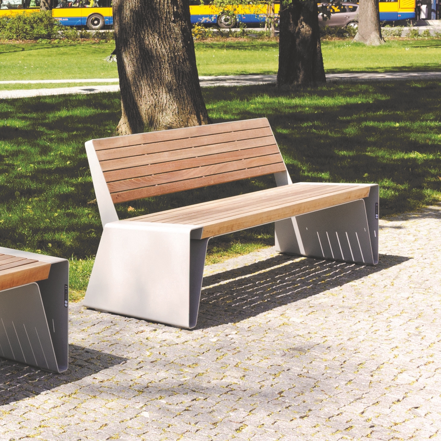 Display product radium | Park bench with backrest from manufacturer mmcité
