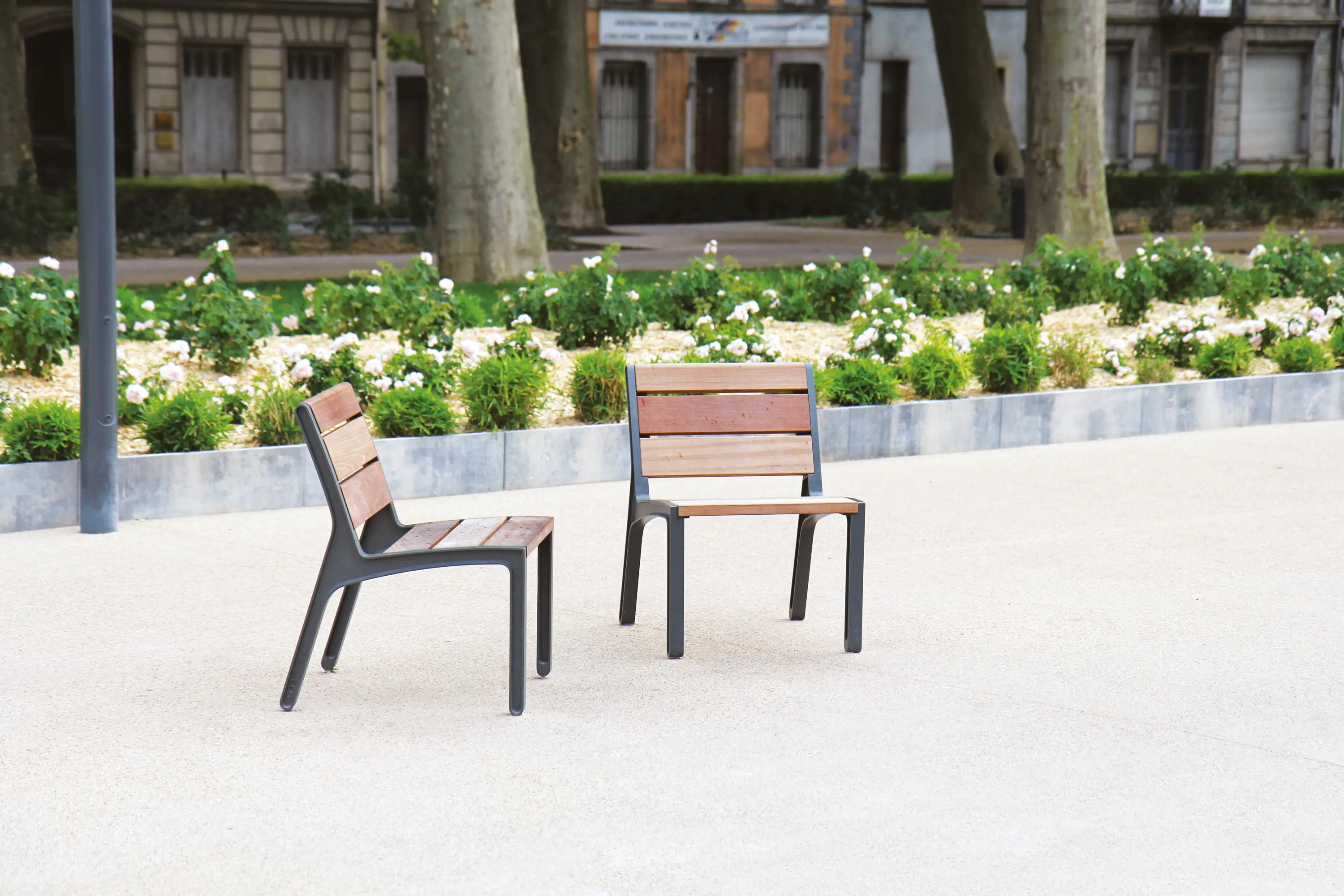 mmcité - miela | Park bench with backrest