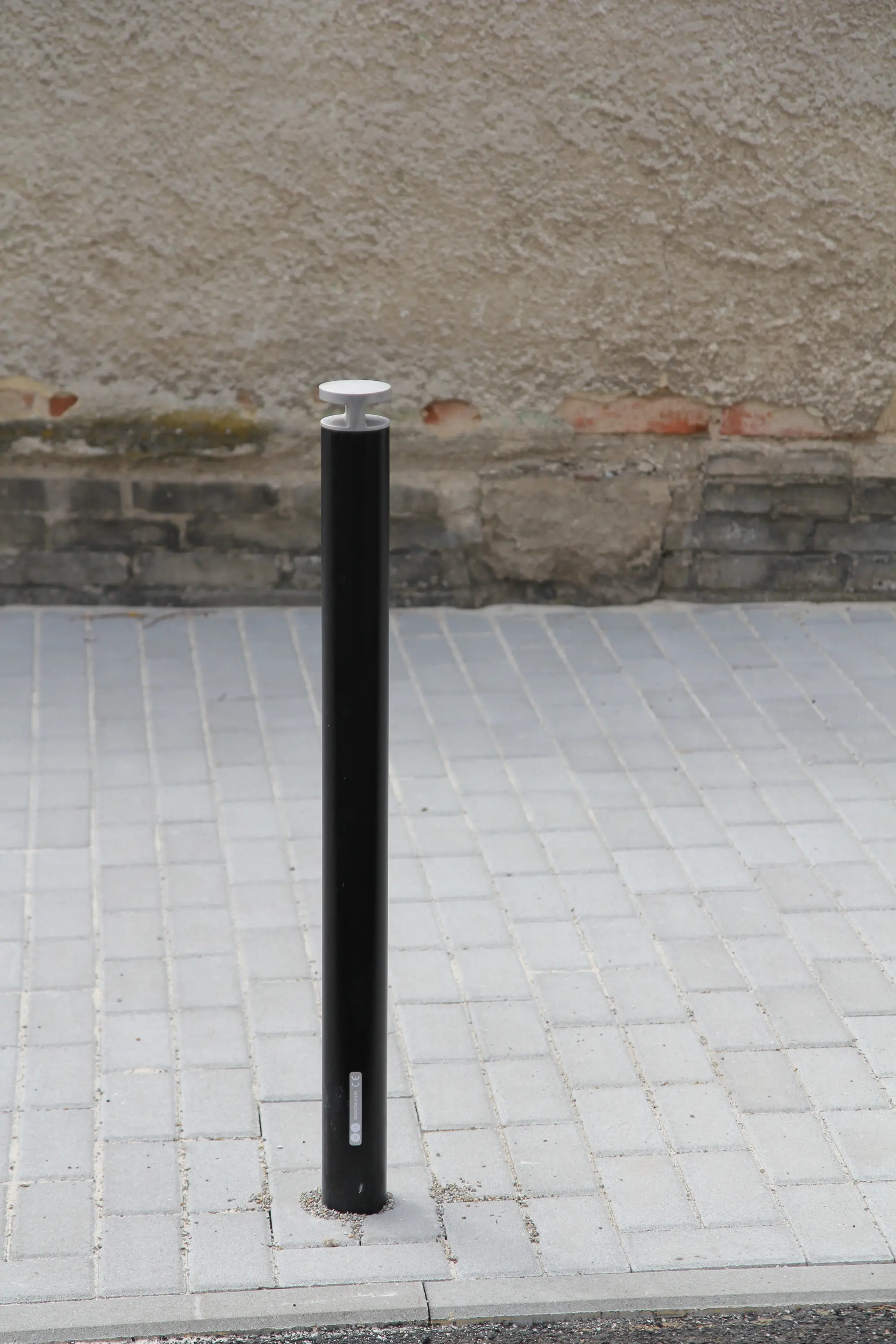 mmcité - donat | Bollard