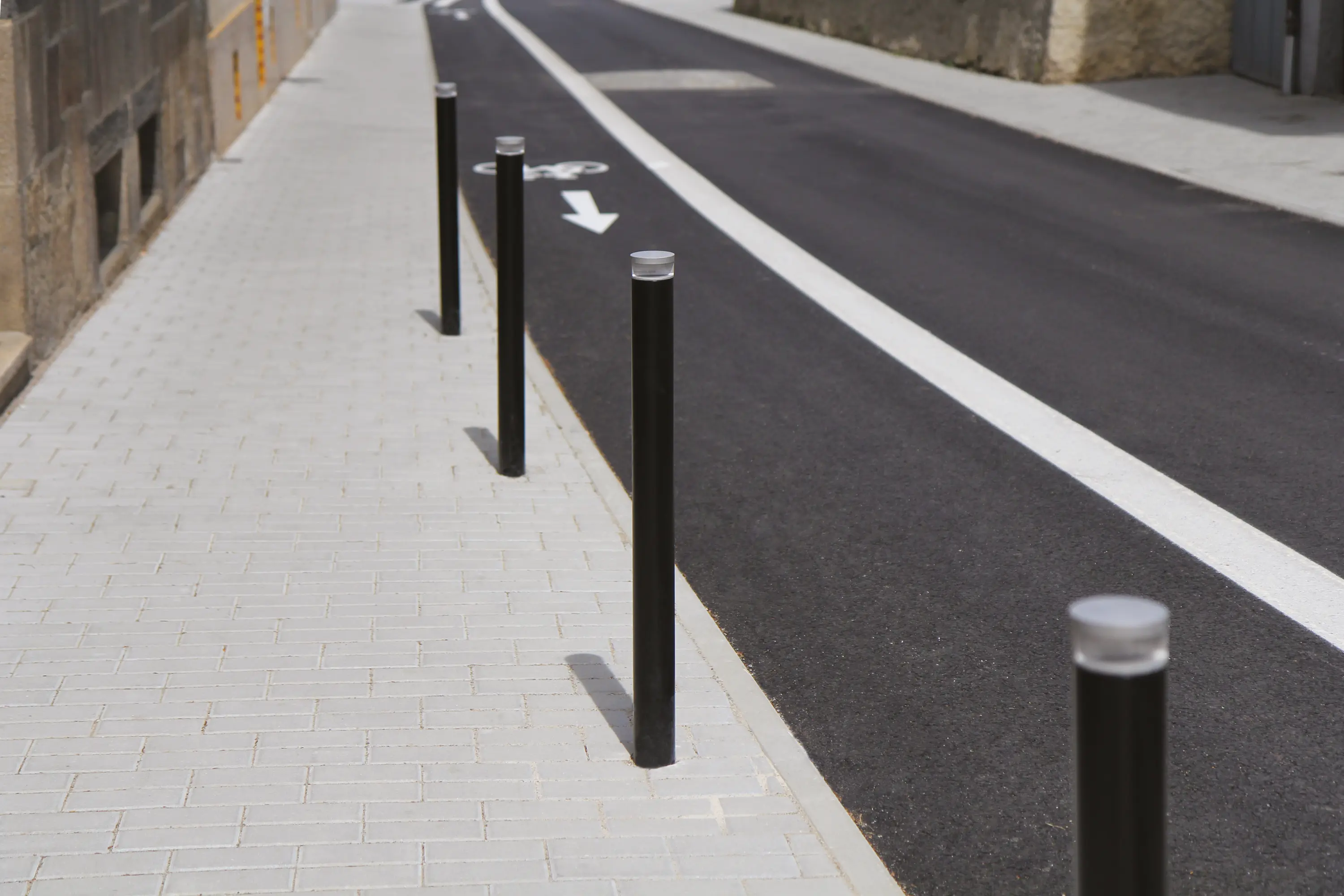 mmcité - donat | Bollard