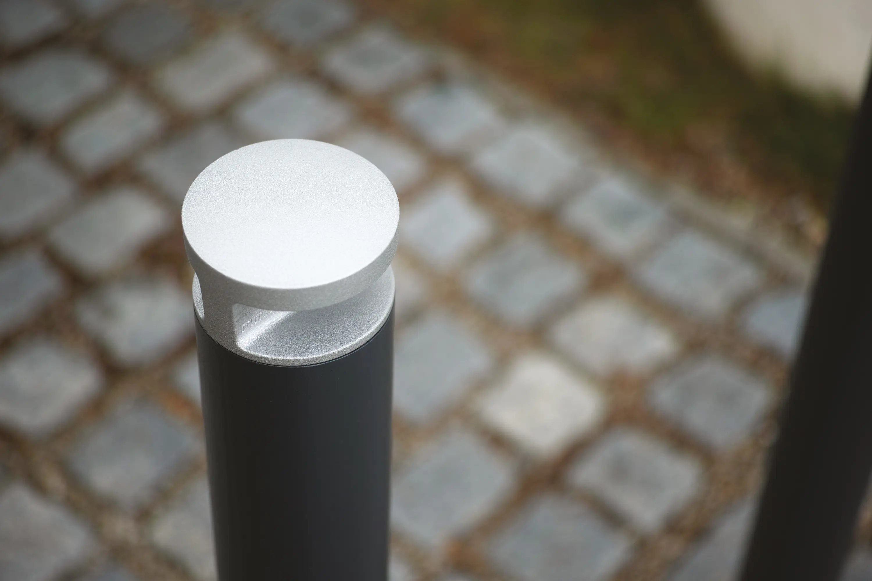 mmcité - donat | Bollard