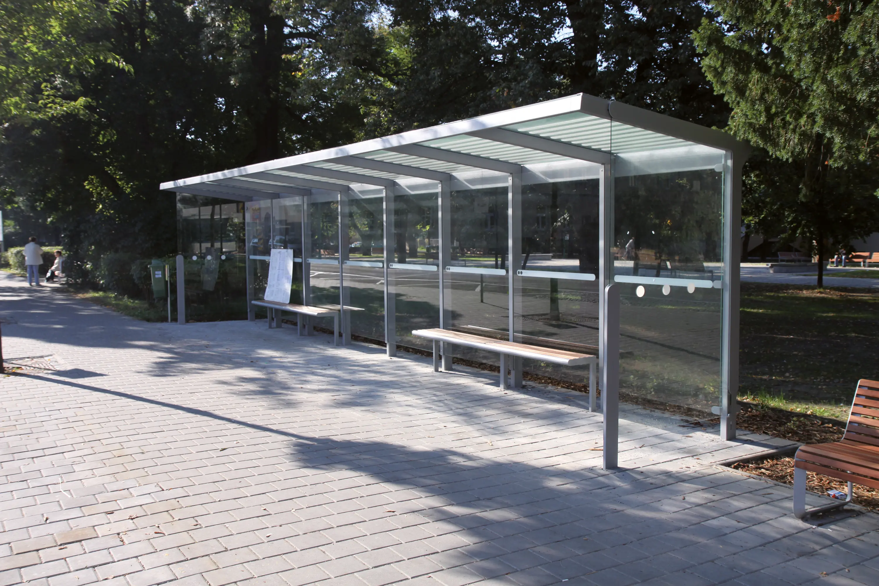 gallery-slide-0