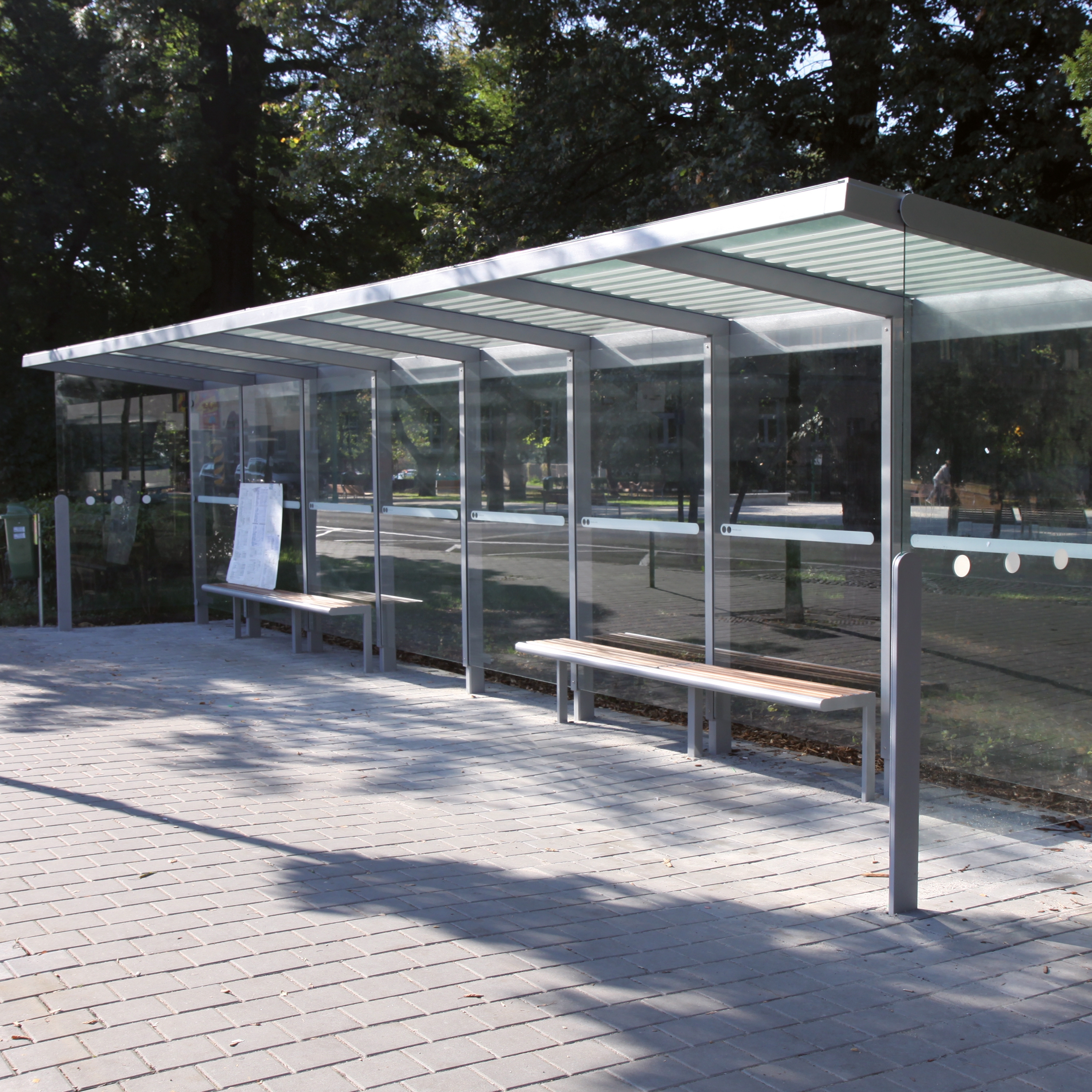 Produkt aureo | Bushaltestelle des Herstellers mmcité anzeigen