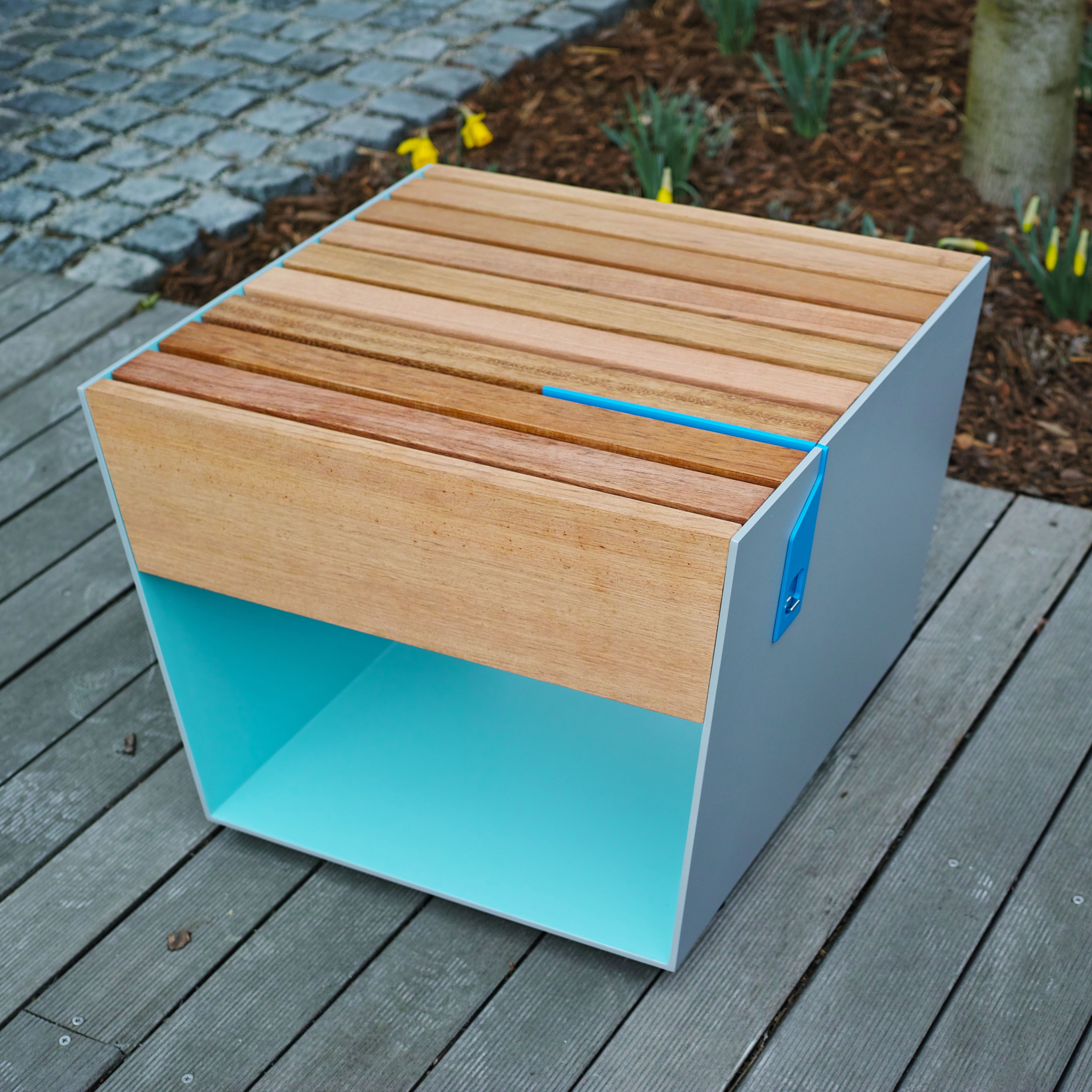 Display product blocq smart | Stool from manufacturer mmcité
