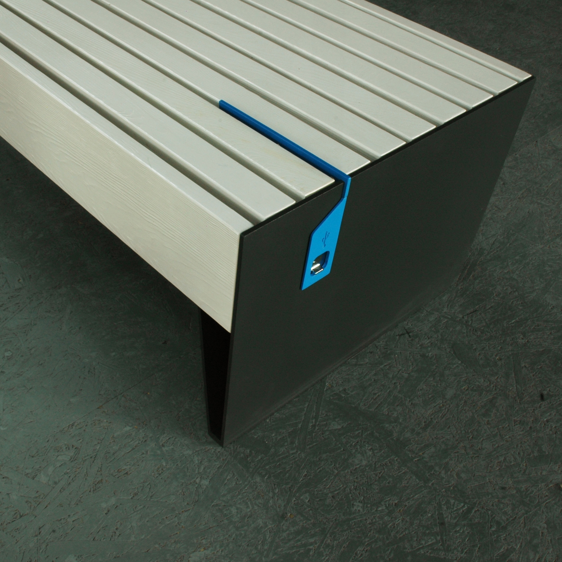Display product blocq smart | park bench from manufacturer mmcité